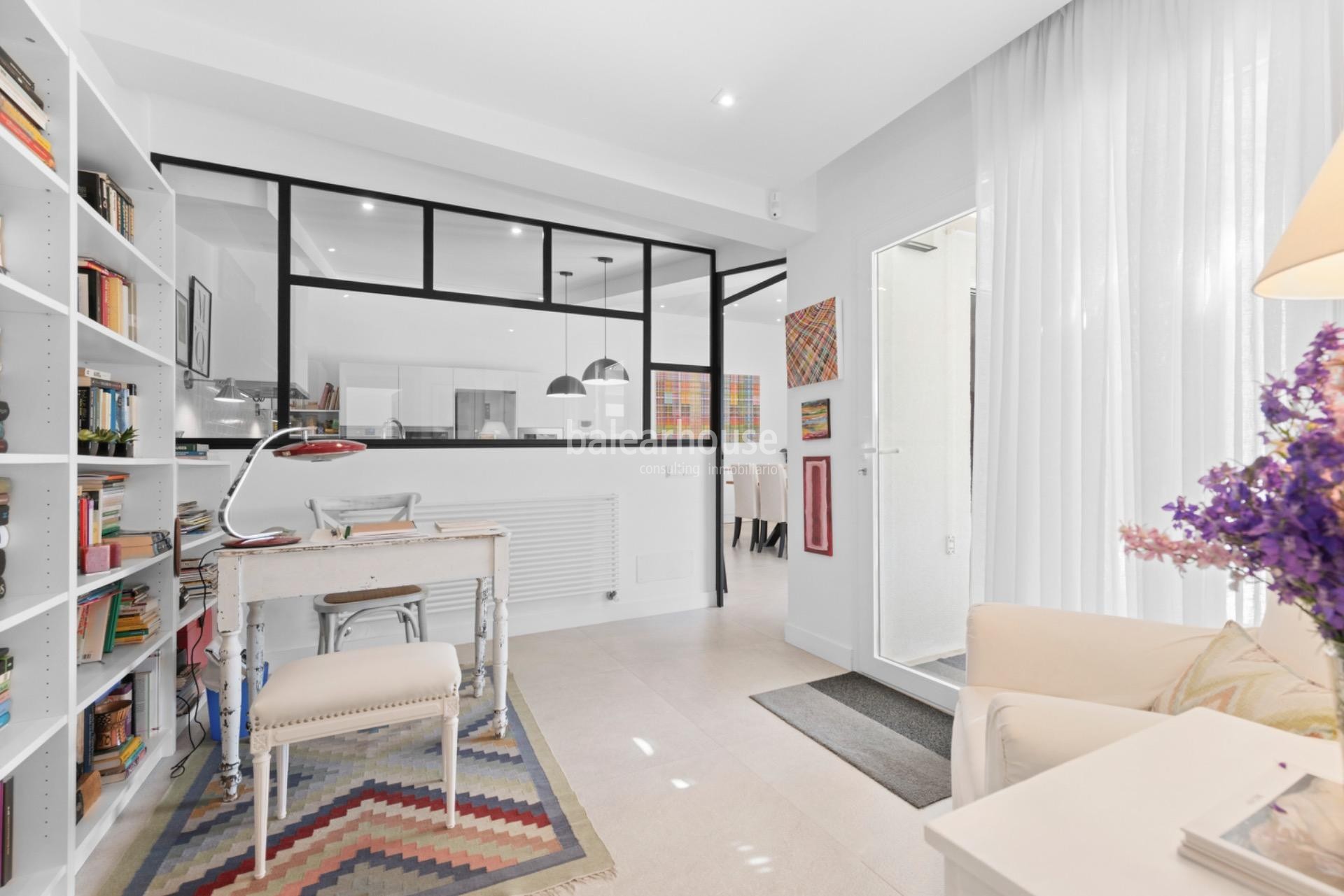 Impeccable modern rustic style house with pool and guest area in Establiments