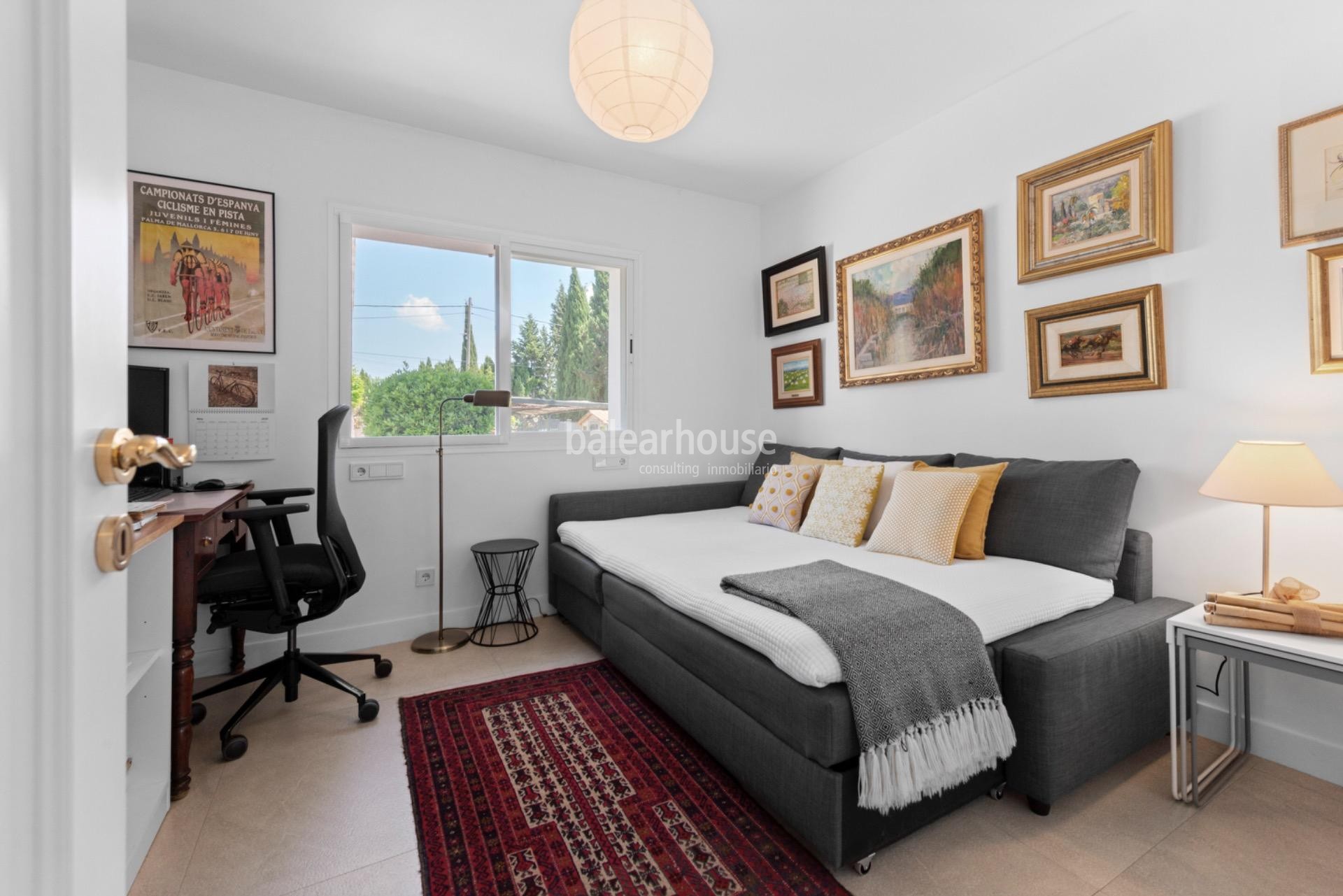 Impecable casa en terreno urbano con piscina y zona para invitados en Establiments