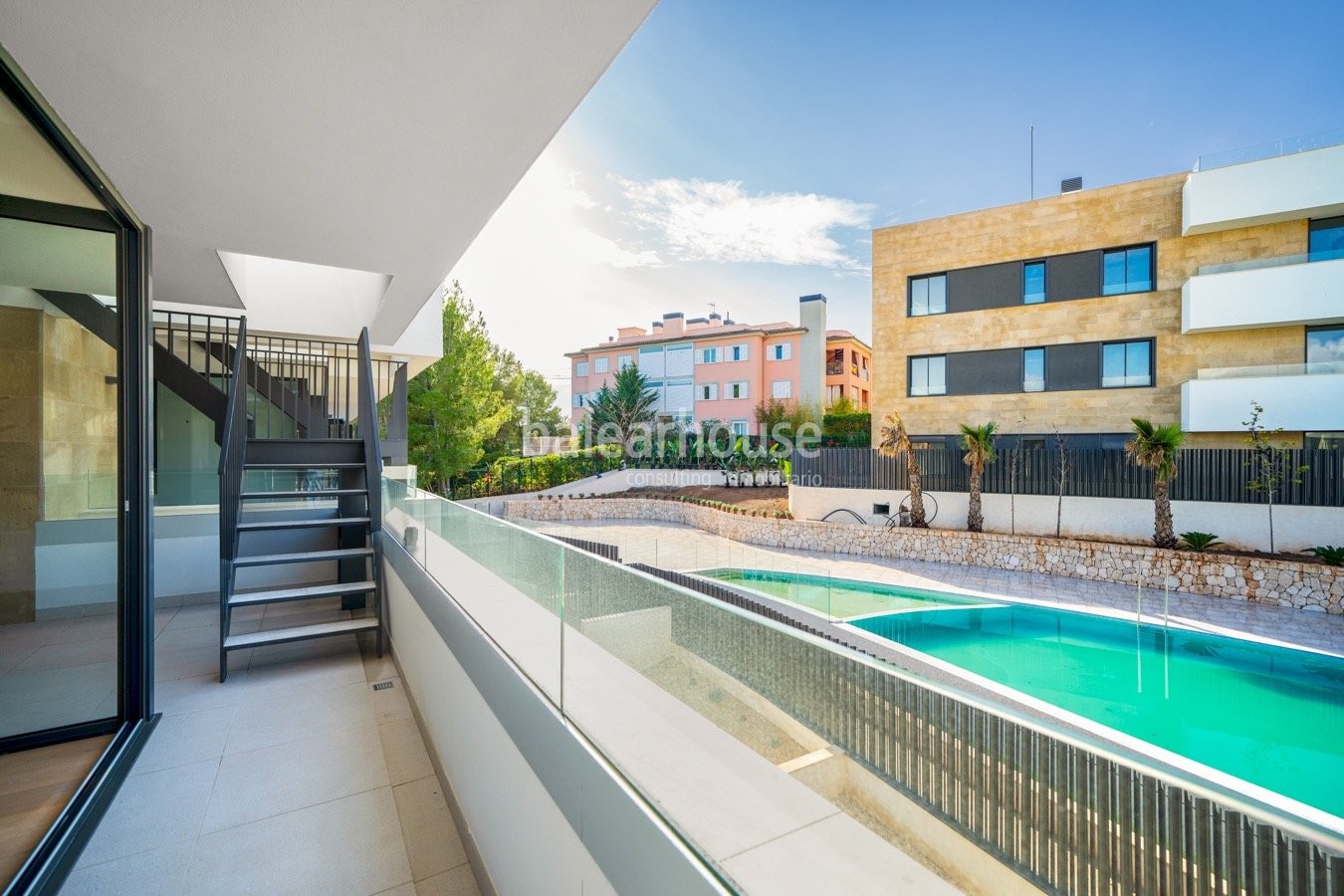 Ausgezeichnetes Penthouse mit privatem Solarium in einer gepflegten Golfanlage in Palma