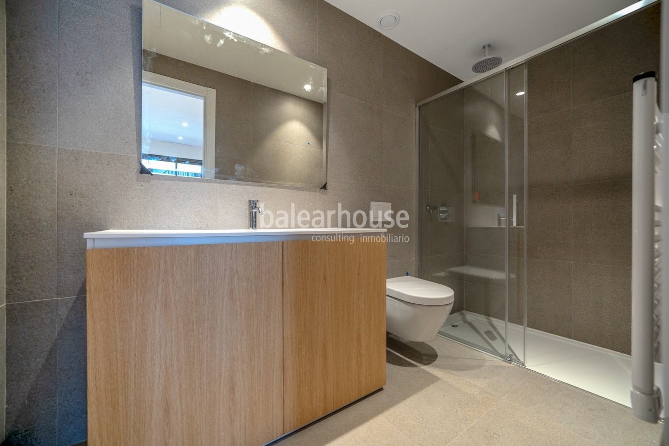 Ausgezeichnetes Penthouse mit privatem Solarium in einer gepflegten Golfanlage in Palma