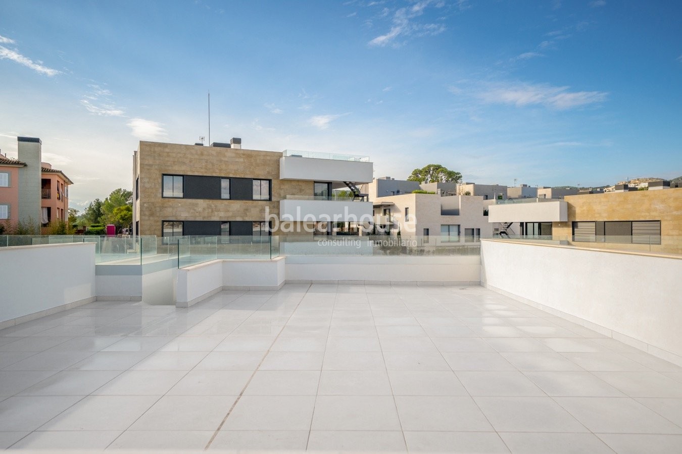 Ausgezeichnetes Penthouse mit privatem Solarium in einer gepflegten Golfanlage in Palma