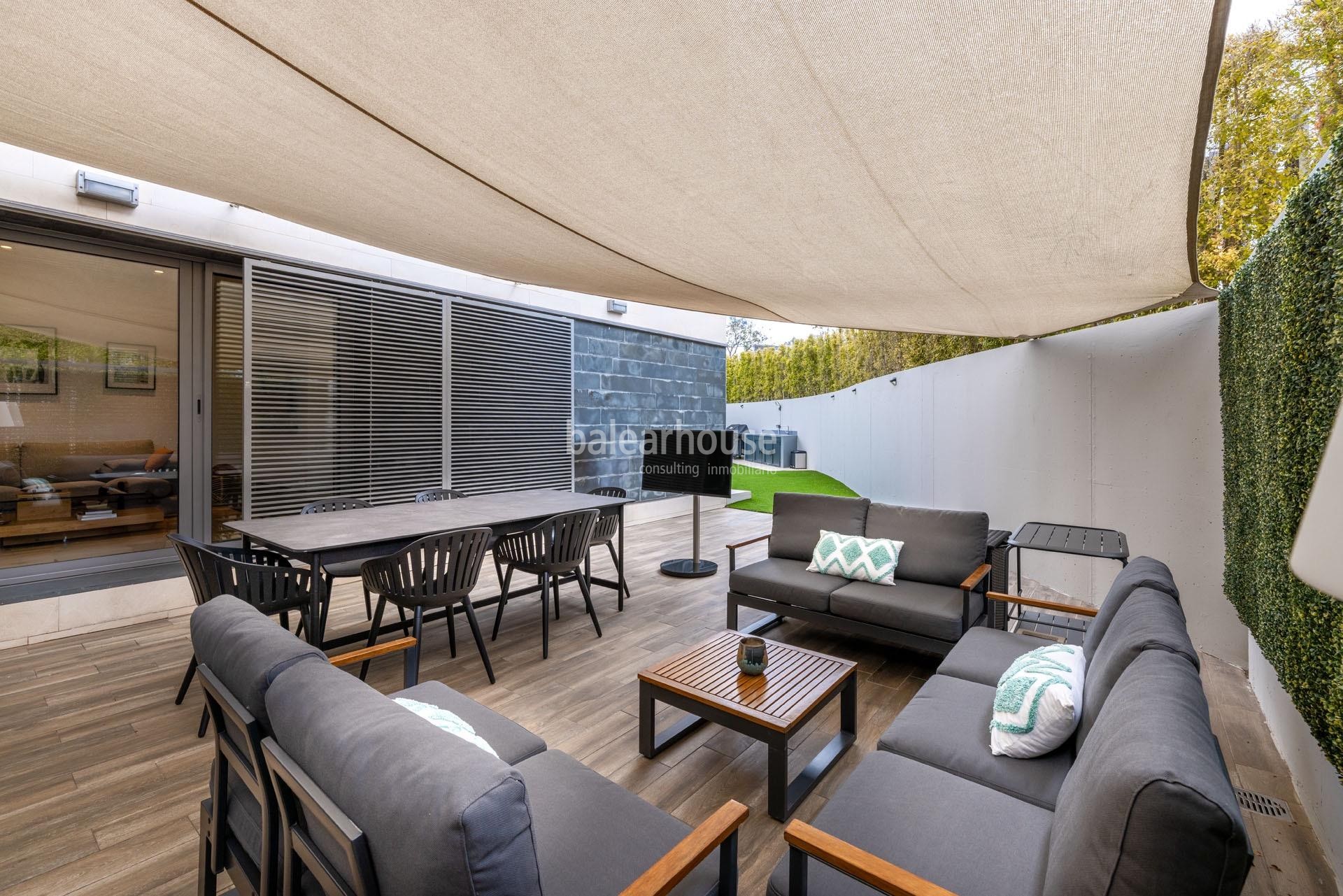 Fantastic ground floor with large garden and private terraces next to the golf course in Palma
