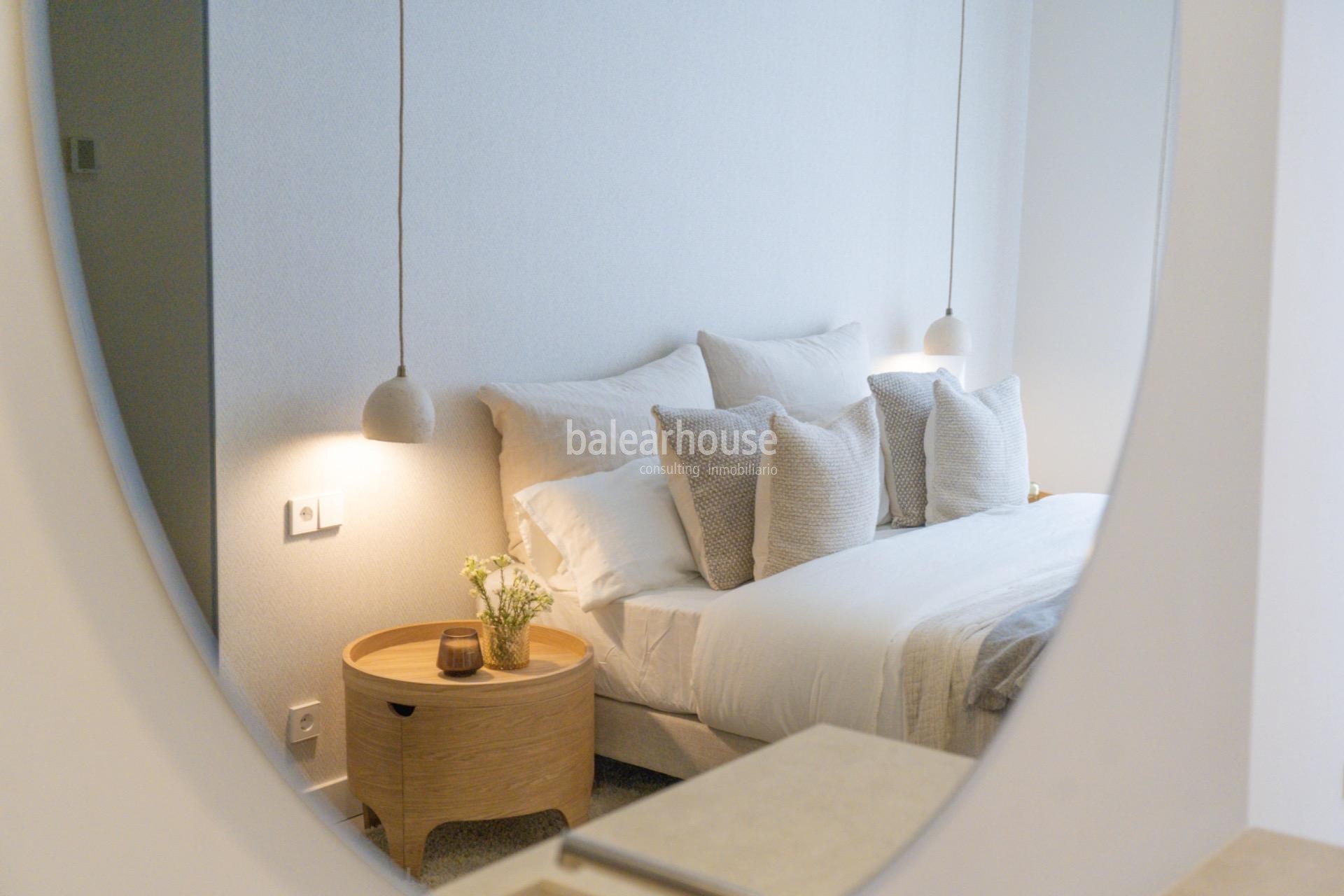 Magnífico ático de diseño moderno con solarium privado y vistas espectaculares a la ciudad.