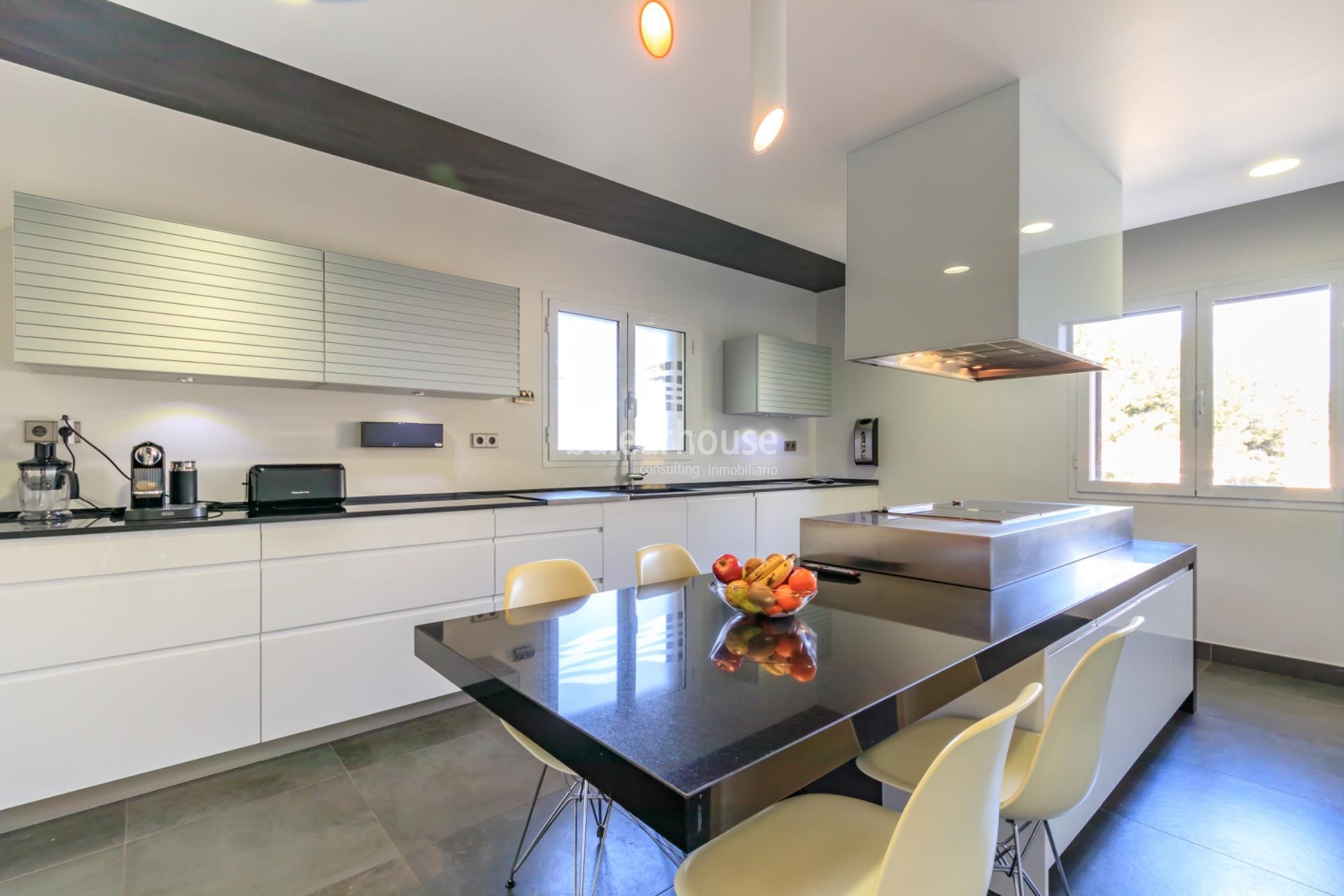 Moderna Große mediterrane Villa mit fantastischen Terrassen, Pool und Garten in Santa Ponsa