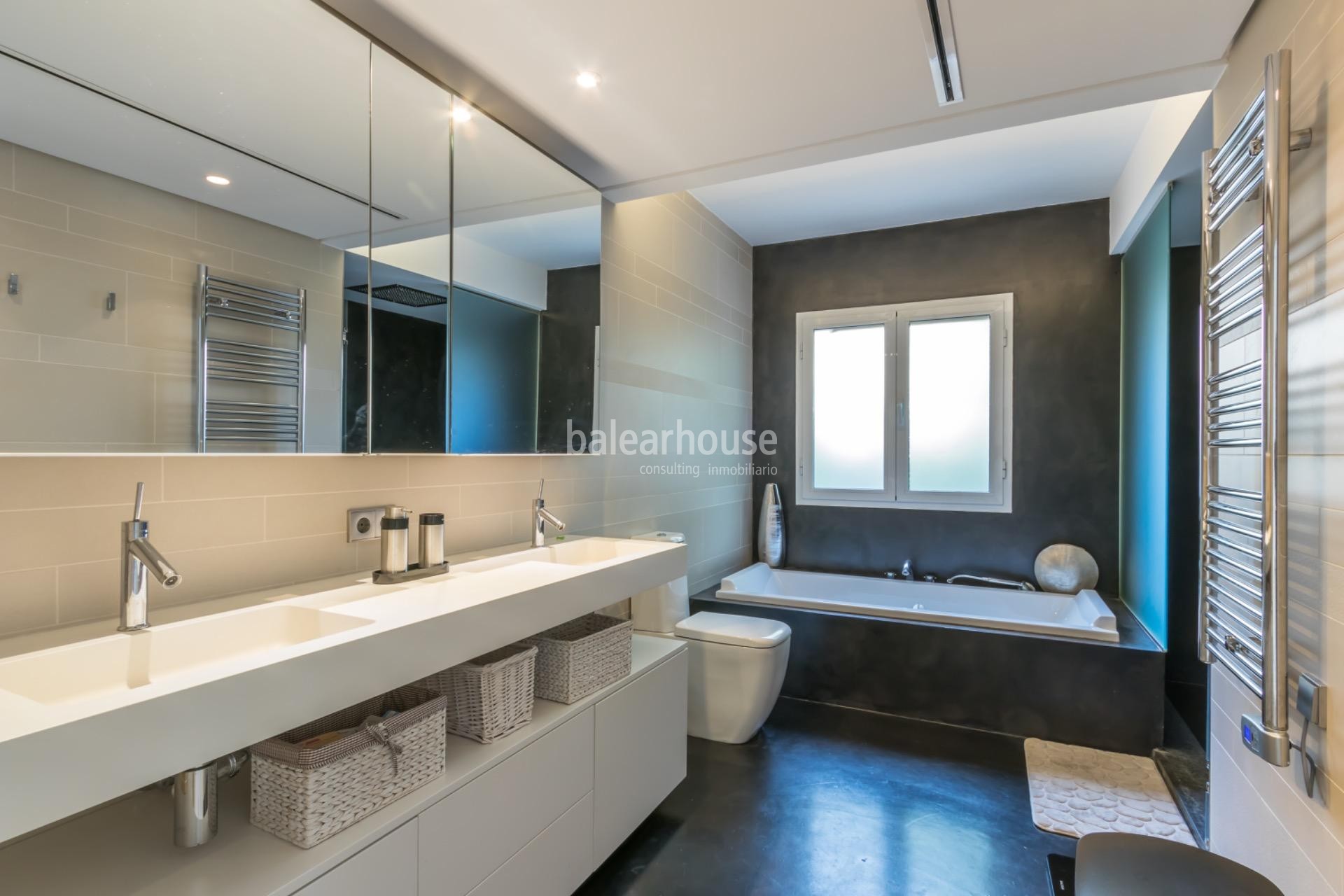 Moderna Große mediterrane Villa mit fantastischen Terrassen, Pool und Garten in Santa Ponsa