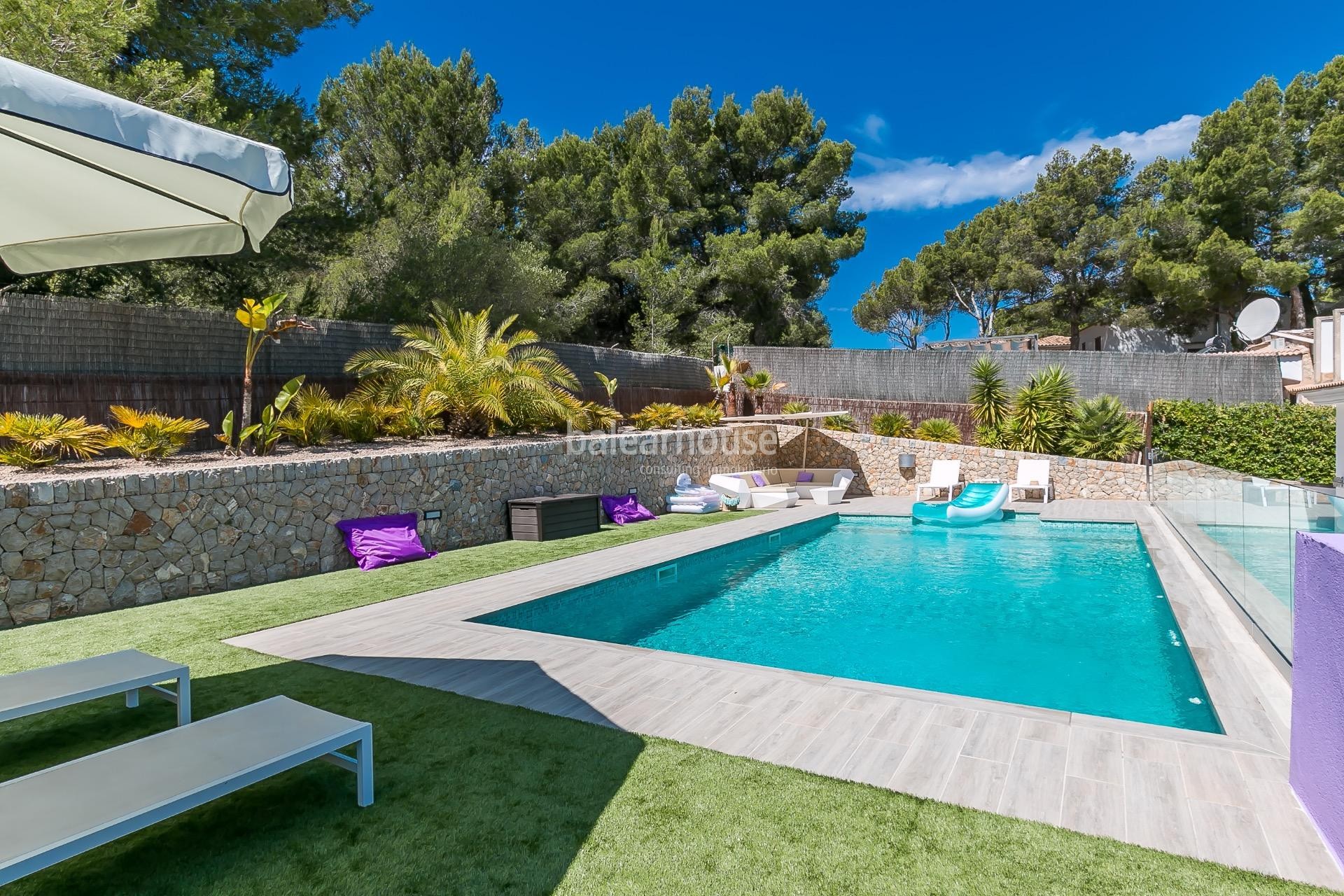 Moderna Große mediterrane Villa mit fantastischen Terrassen, Pool und Garten in Santa Ponsa