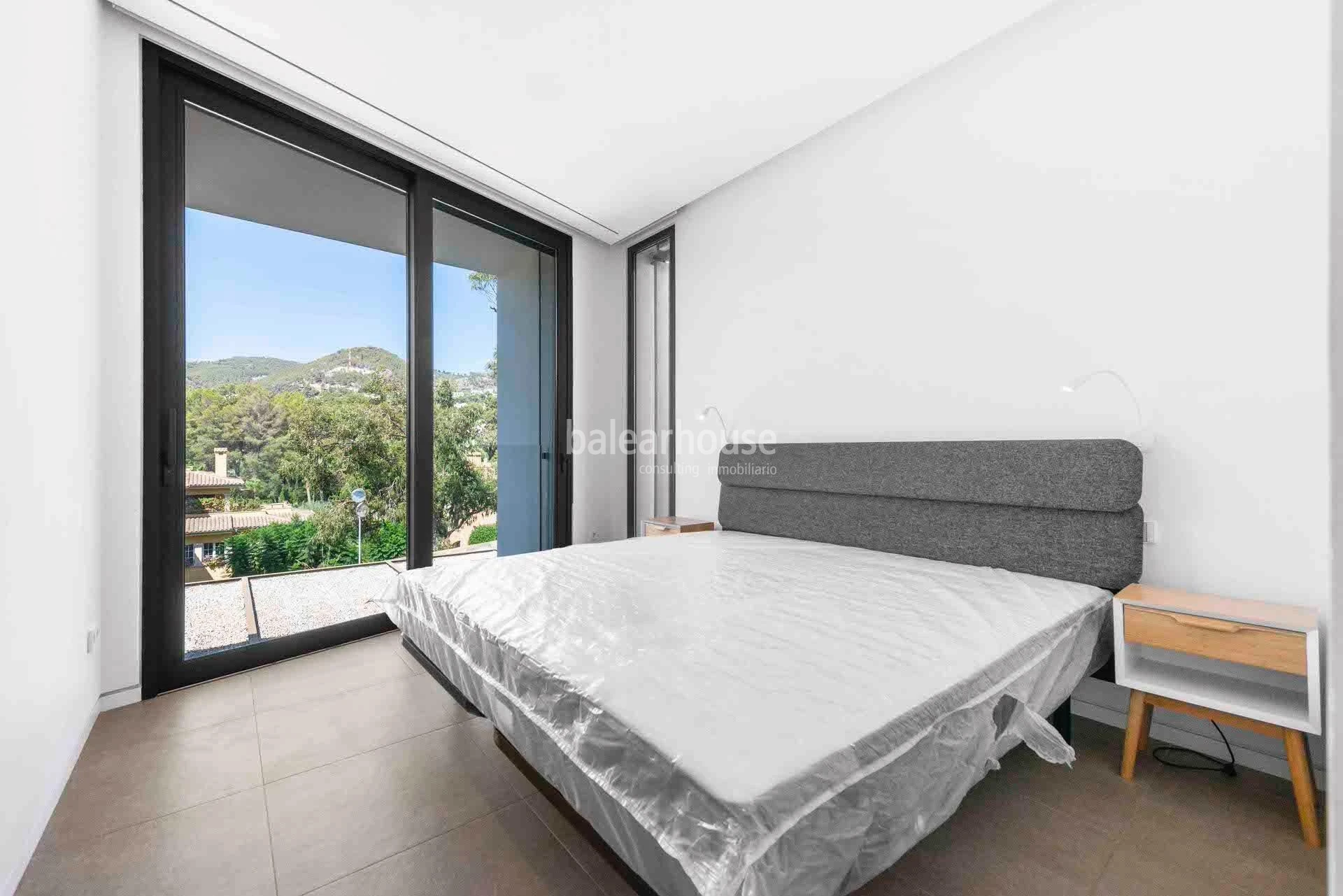 Designer villa in the golf of Son Vida with large terraces, swimming pool and garden