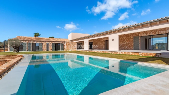 Beautiful newly built finca close to idyllic white sandy beaches
