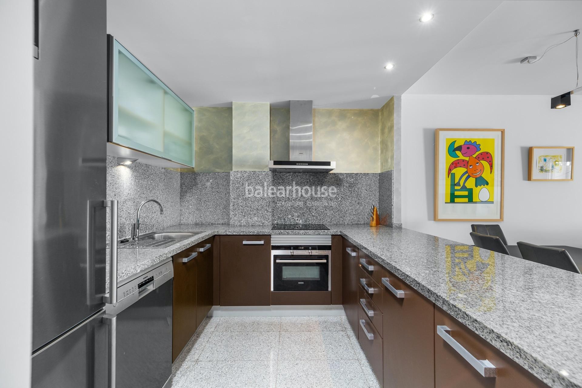 Comfortable ground floor apartment with terraces, pool and gardens in a complex in the school area i