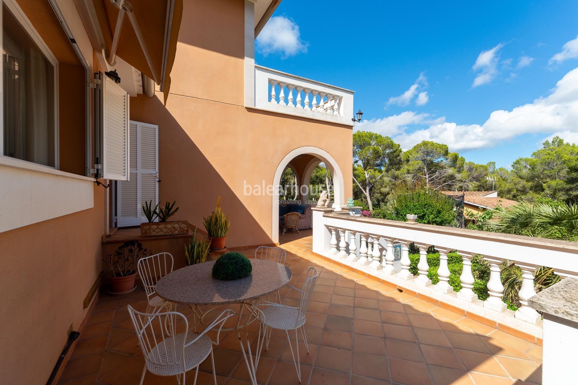 Schöne Villa mit großem Gartenbereich, Pool und unverbaubarem Bergblick in Santa Ponsa
