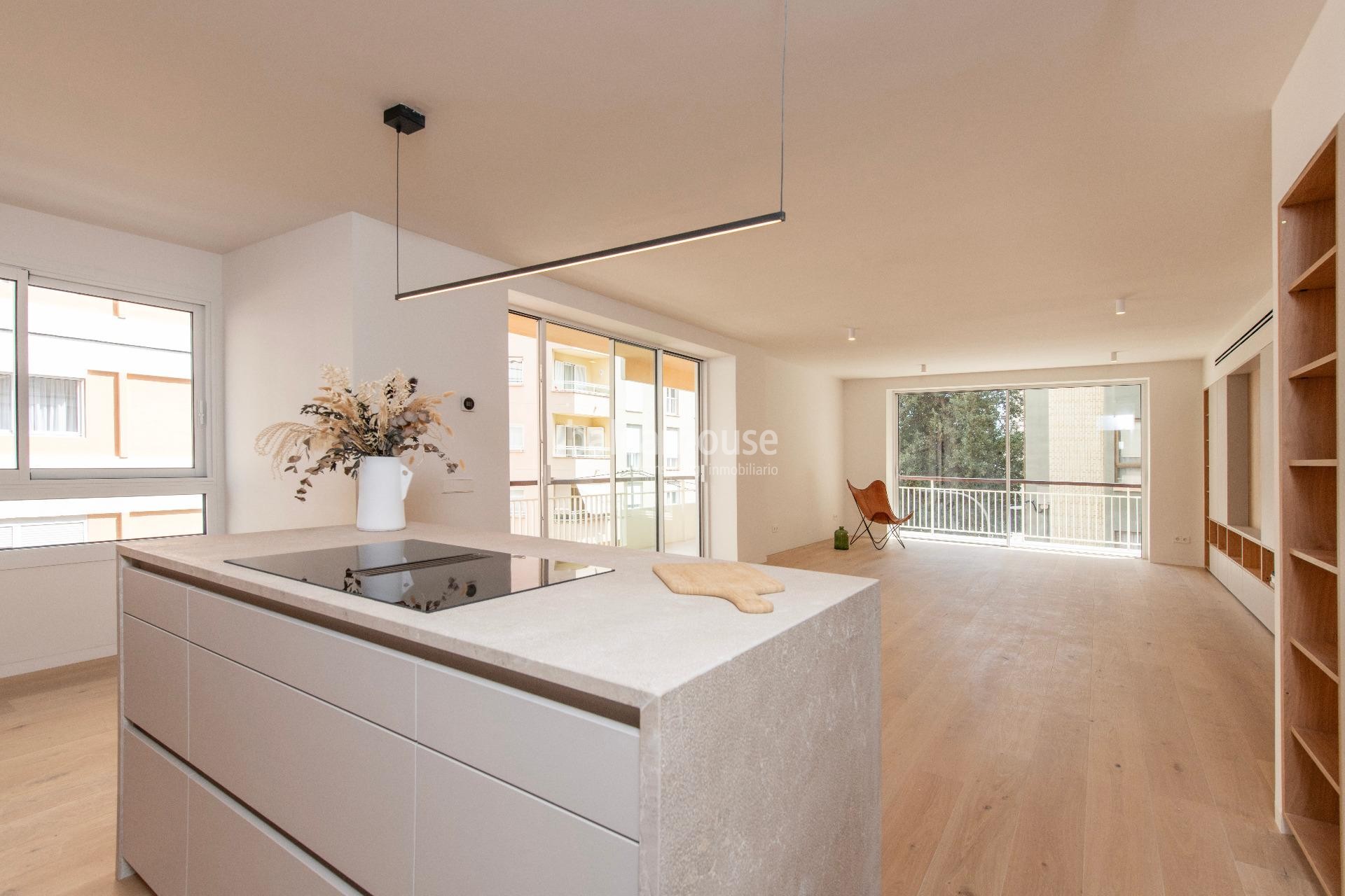 Exclusivo piso reformado con gran terraza en el corazón de Santa Catalina