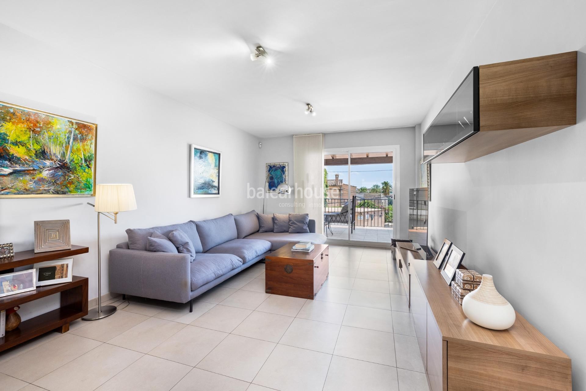 Encantadora casa de modernos interiores con preciosas vistas al mar en lo alto de Génova