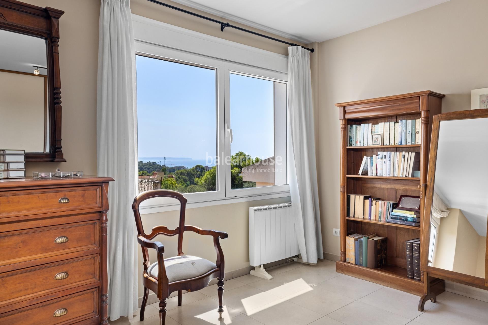 Encantadora casa de modernos interiores con preciosas vistas al mar en lo alto de Génova