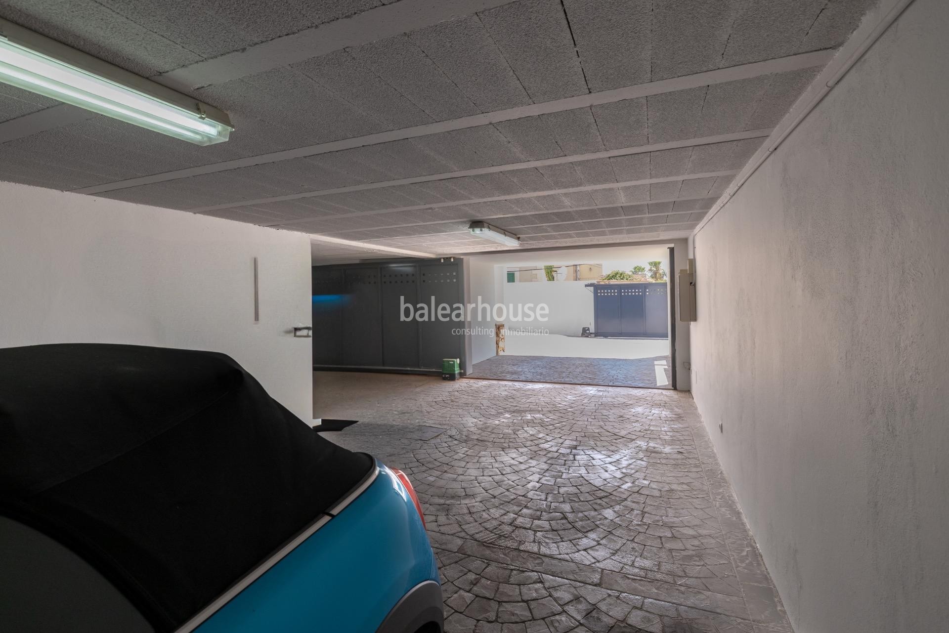 Encantadora casa de modernos interiores con preciosas vistas al mar en lo alto de Génova