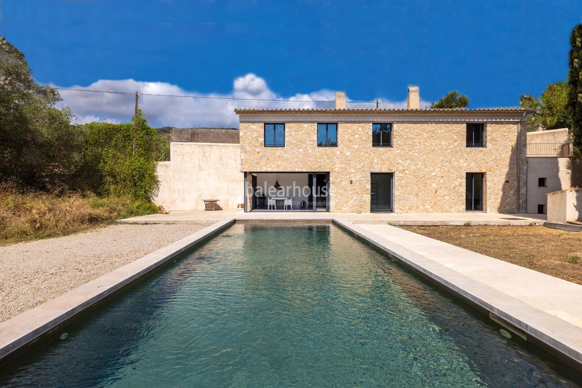 Renovierte historische Finca mit zeitgenössischem Design, Pool und malerischem Blick auf die Landschaft in Alaró, Mallorca