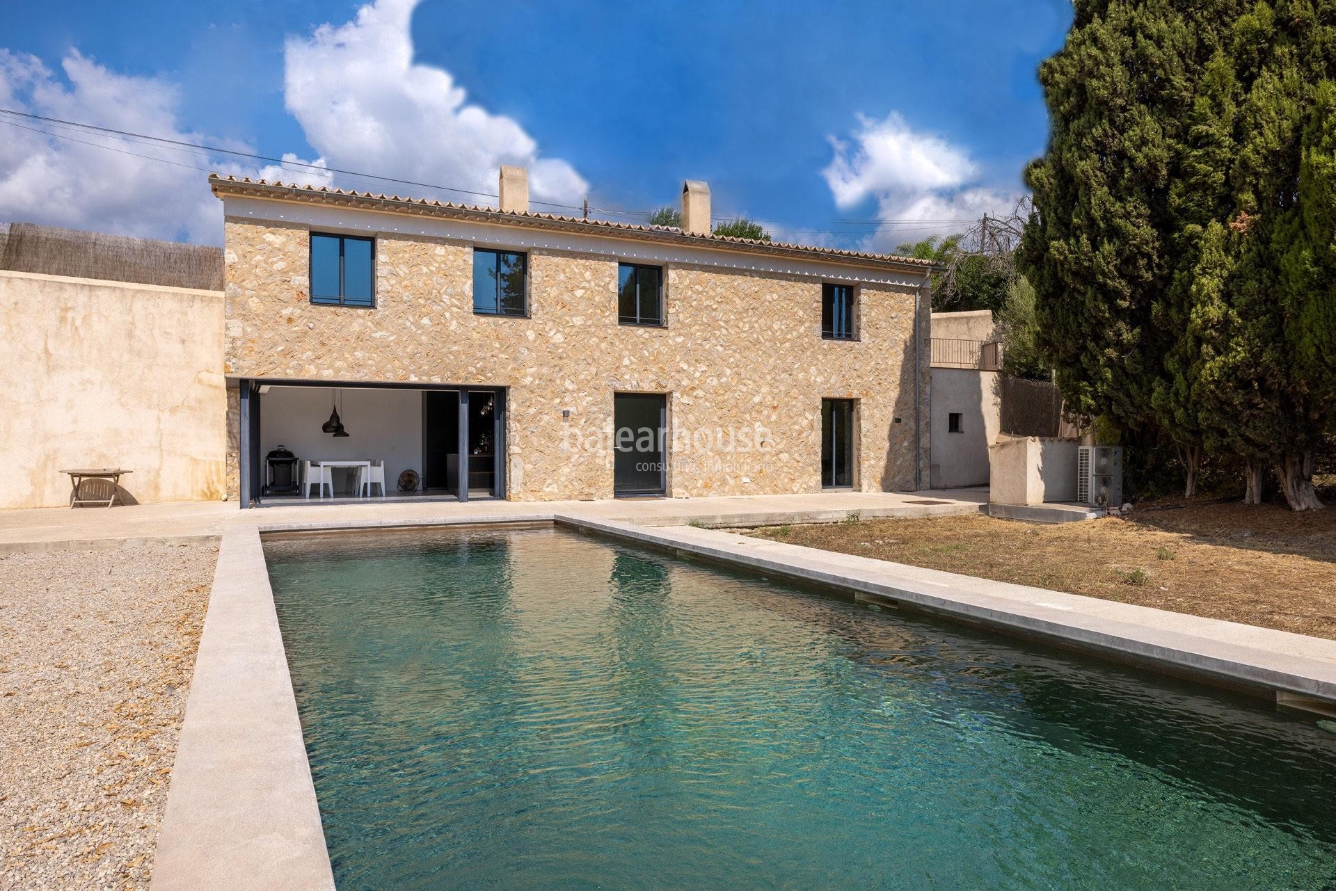 Renovierte historische Finca mit zeitgenössischem Design, Pool und malerischem Blick auf die Landschaft in Alaró, Mallorca