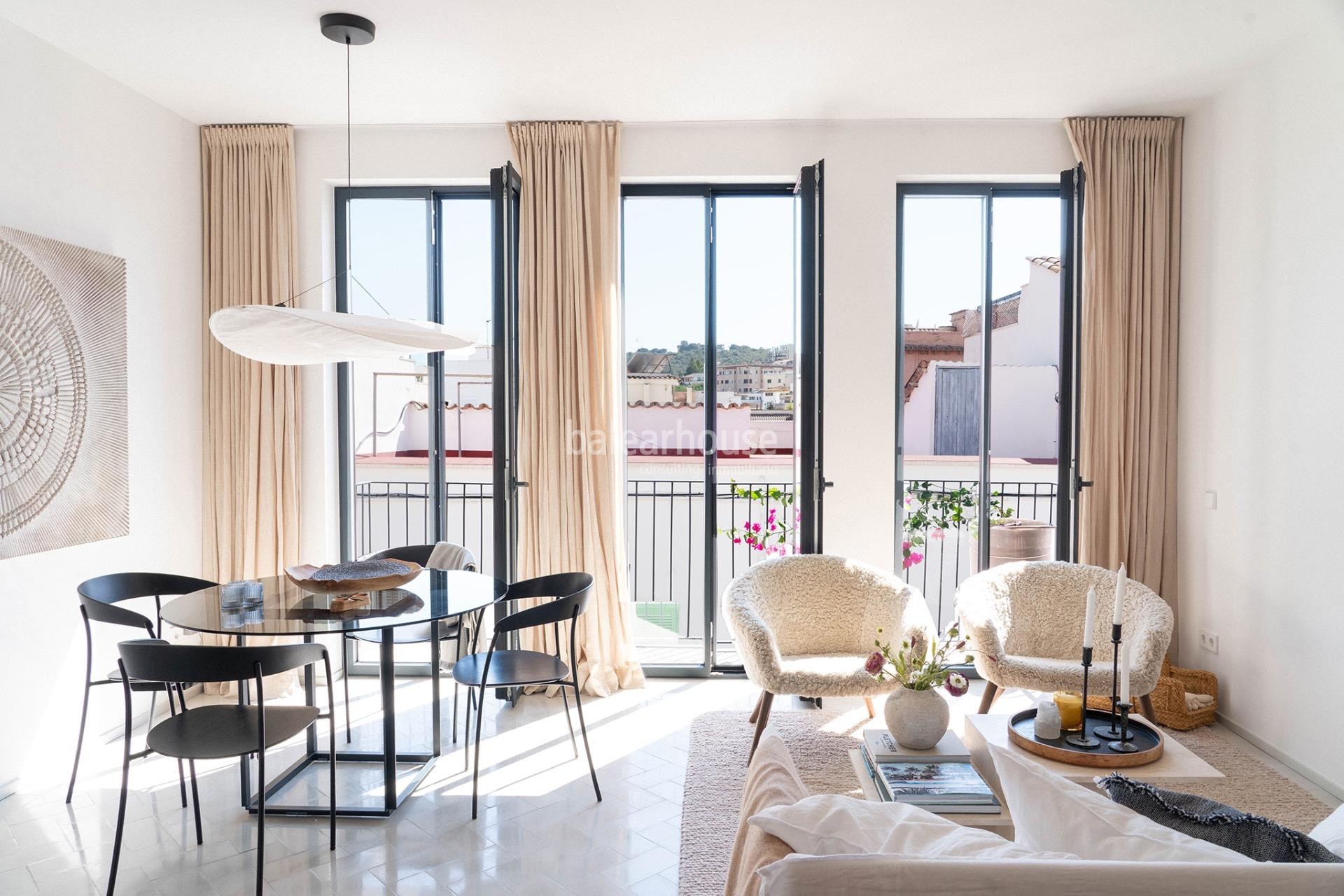 Contemporary Elegance with Views of Bellver Castle in a Stunning Home in Central Son Espanyolet