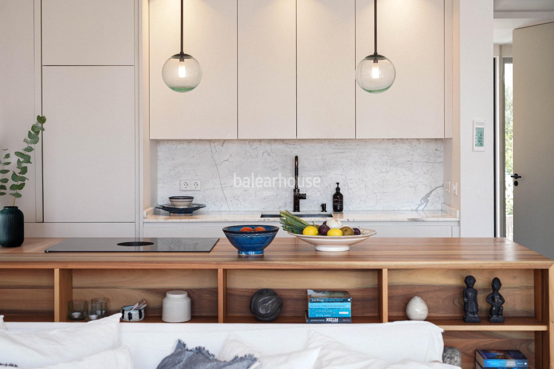Contemporary Elegance with Views of Bellver Castle in a Stunning Home in Central Son Espanyolet