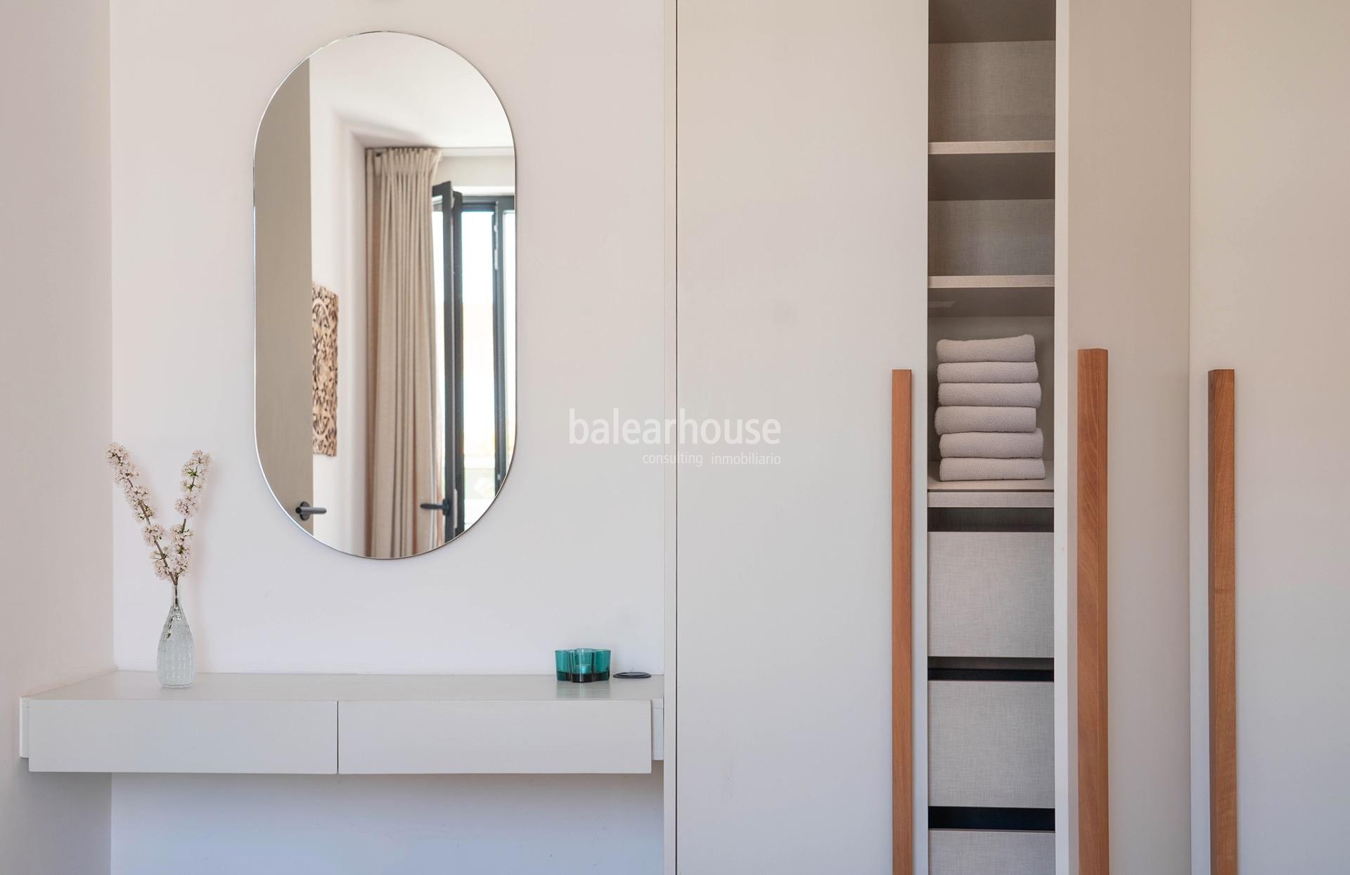 Contemporary Elegance with Views of Bellver Castle in a Stunning Home in Central Son Espanyolet