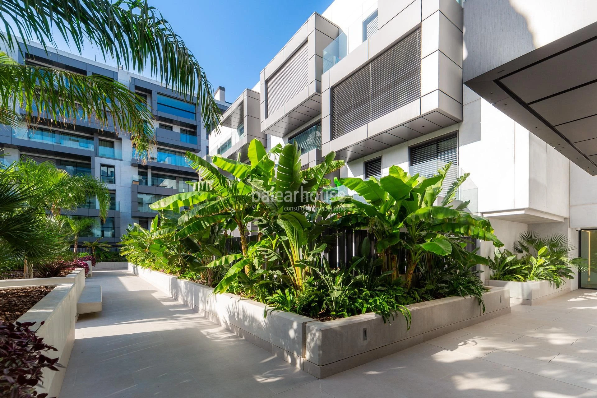 Atemberaubendes Penthouse in einer innovativen Anlage mit Meerblick neben Portixol