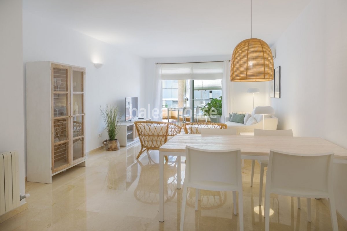 Fantástico piso con terraza en un cuidado complejo con piscina y jardines en Bonanova