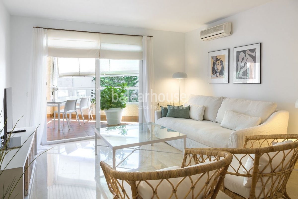 Fantástico piso con terraza en un cuidado complejo con piscina y jardines en Bonanova