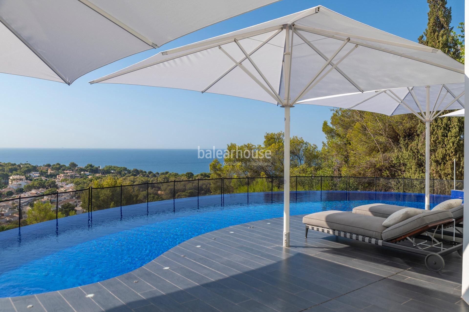 Impecable y elegante villa con terrazas y magníficas vistas al mar en la exclusiva zona de Bendinat