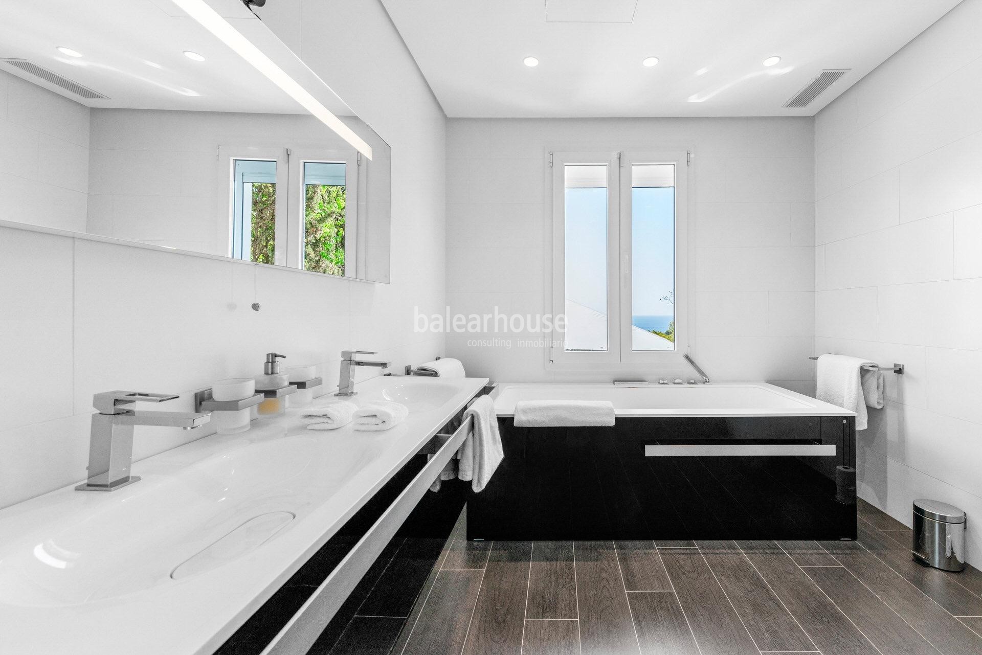 Impecable y elegante villa con terrazas y magníficas vistas al mar en la exclusiva zona de Bendinat