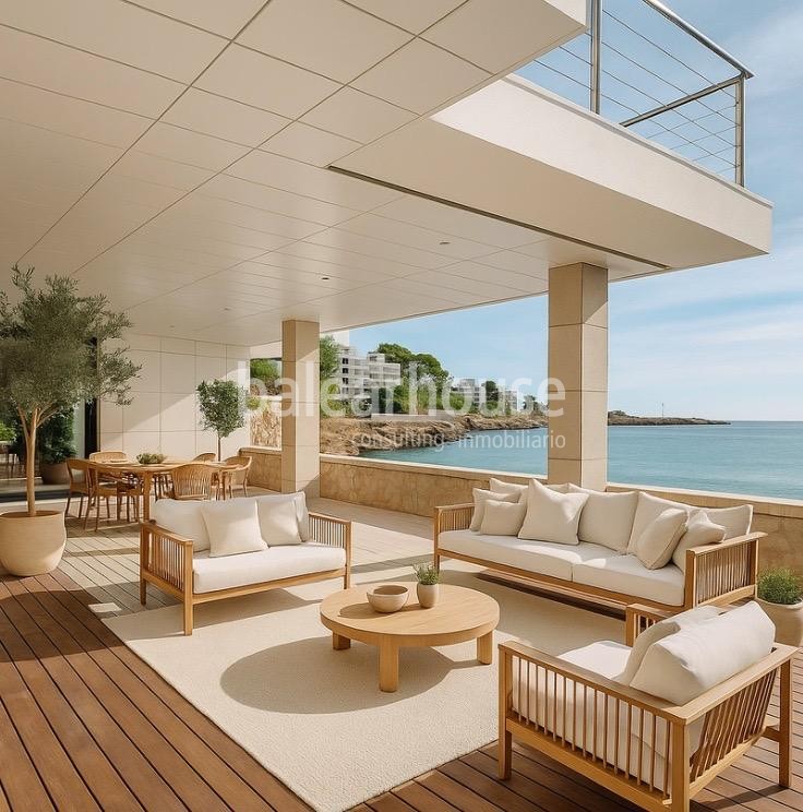 Exclusiva vivienda en primera línea de mar con gran terraza y acceso directo privado al mar