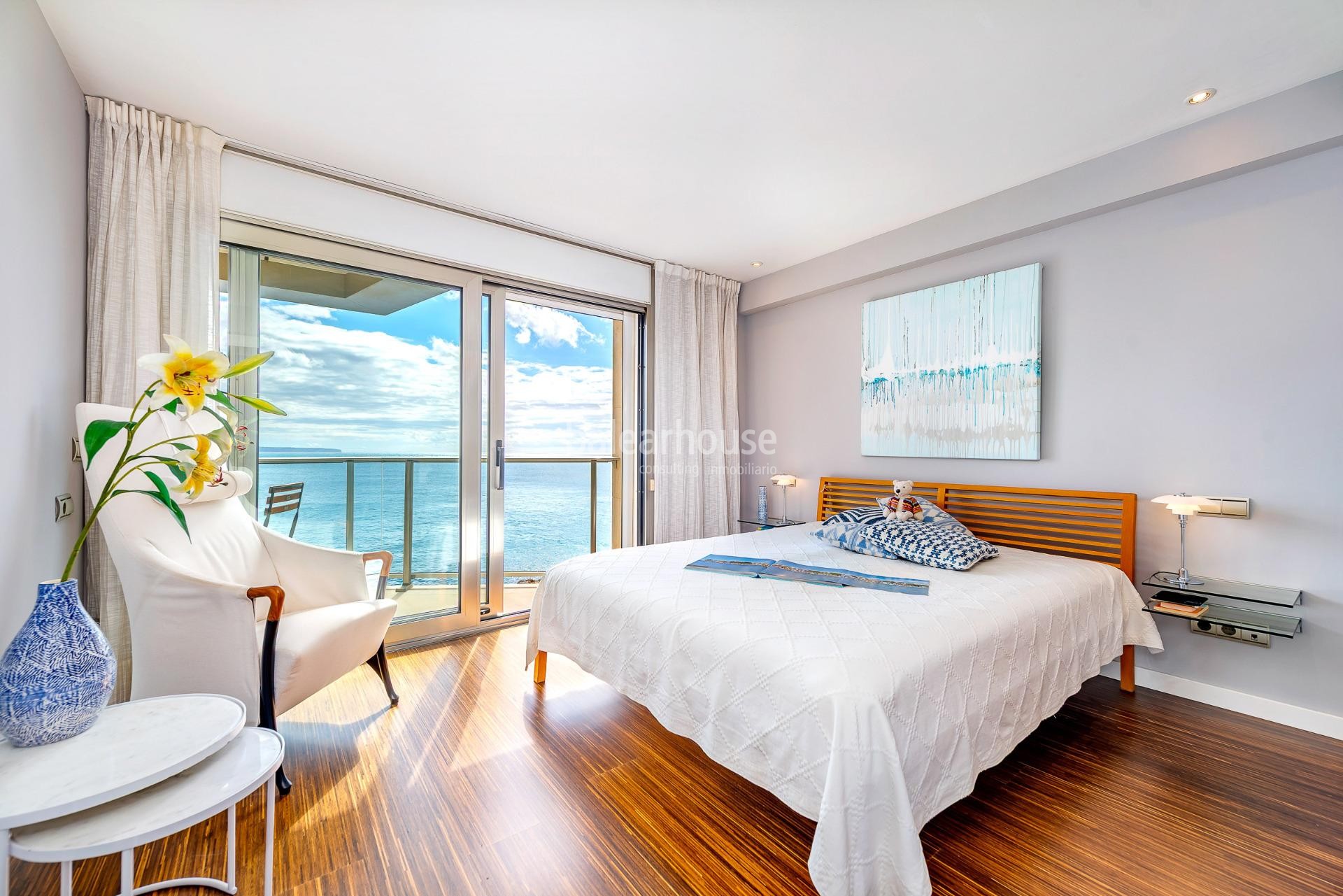 Magnífico piso con vistas impresionantes al Mediterráneo y acceso al mar en San Agustín