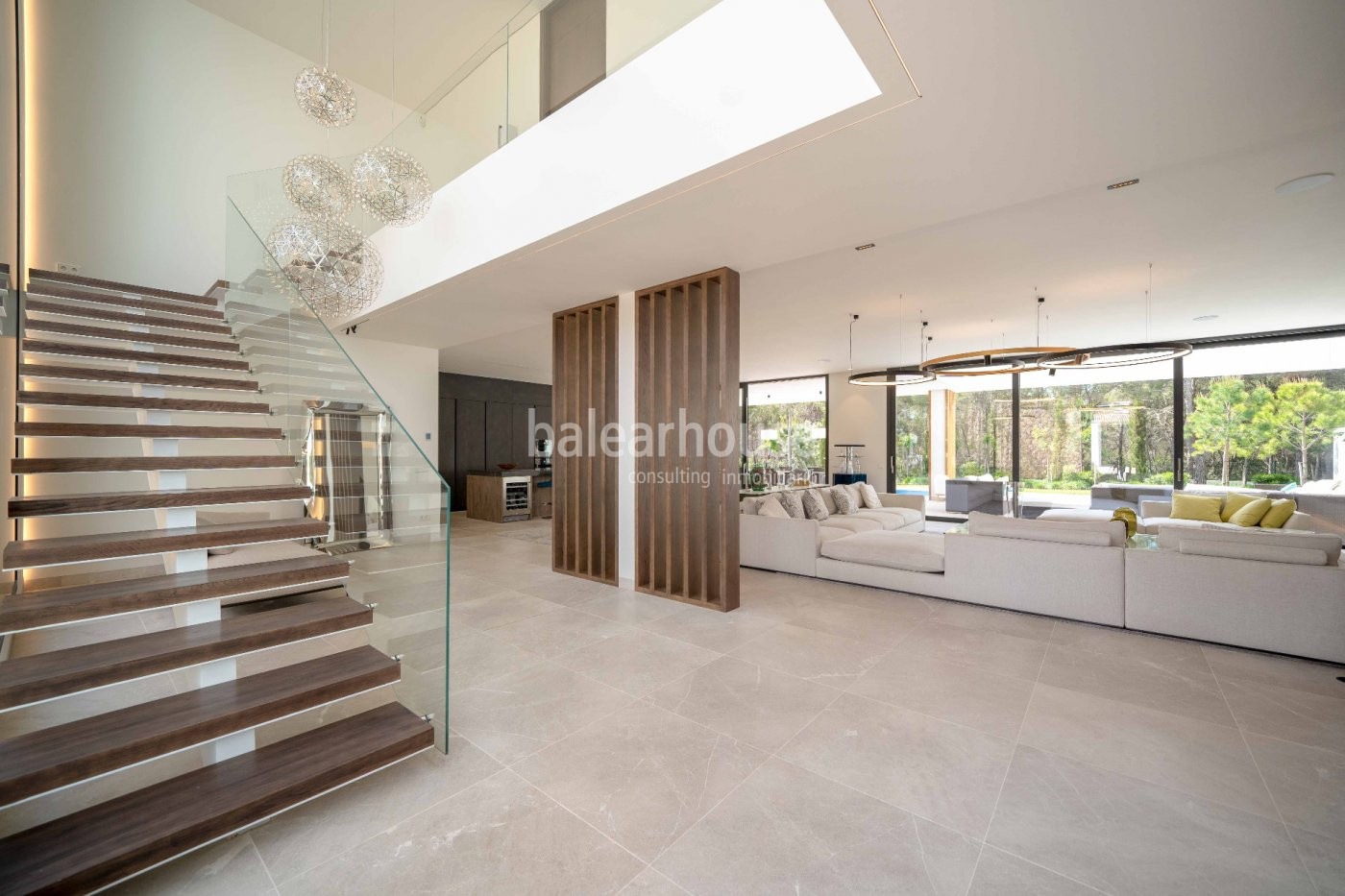 Spectacular contemporary  design for this luxury villa in beautiful Santa Ponsa