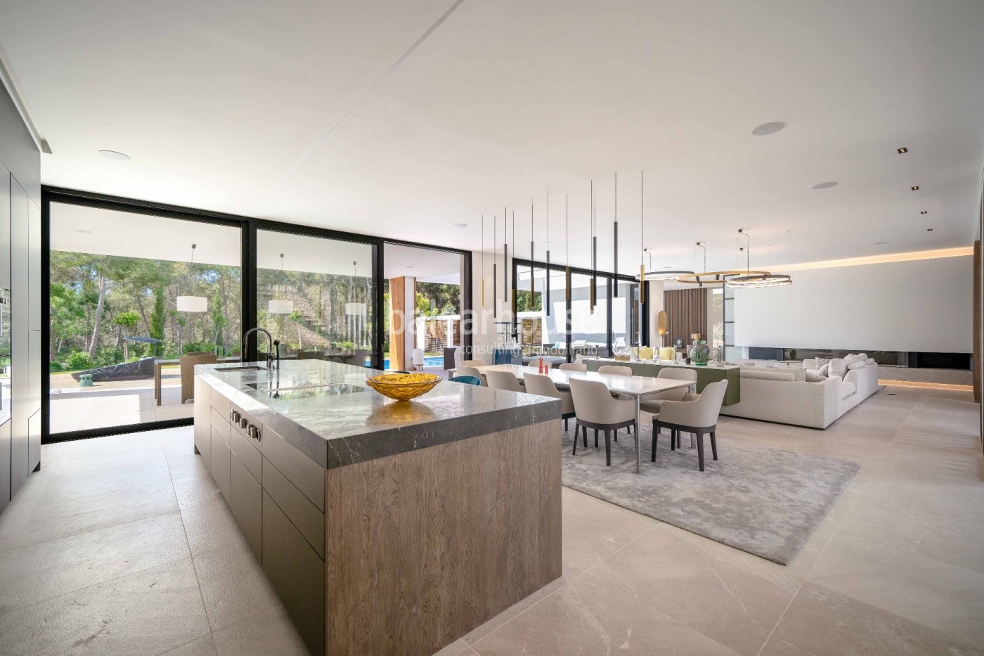 Spectacular contemporary  design for this luxury villa in beautiful Santa Ponsa