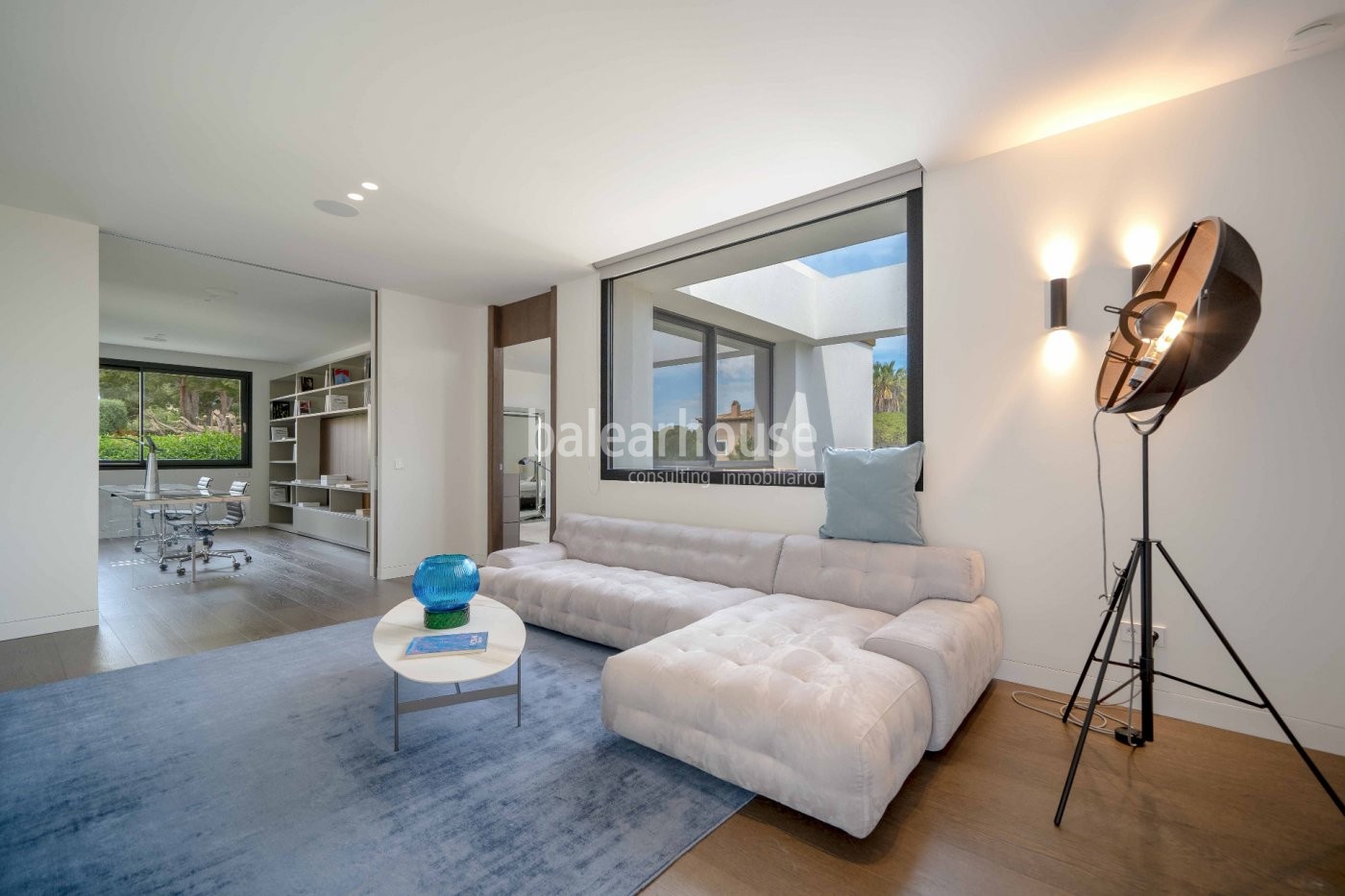 Spectacular contemporary  design for this luxury villa in beautiful Santa Ponsa