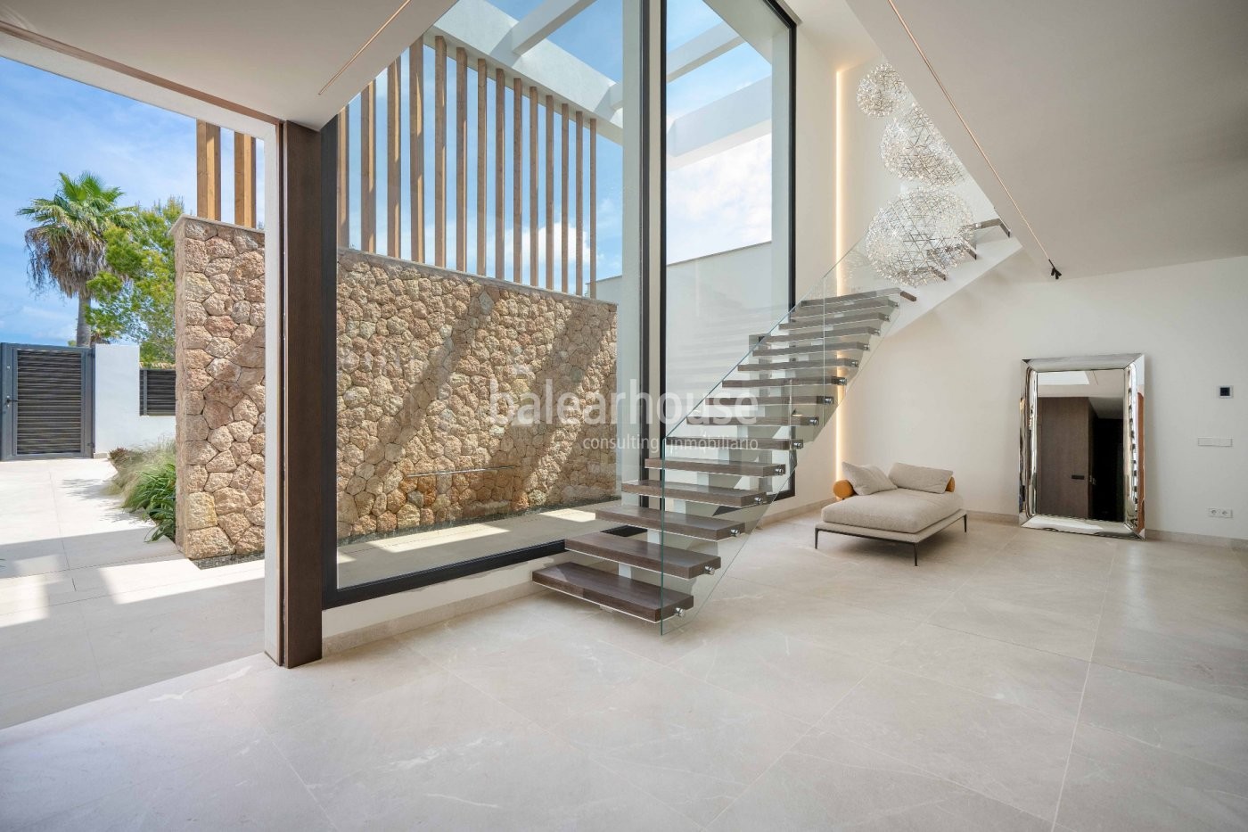Spectacular contemporary  design for this luxury villa in beautiful Santa Ponsa