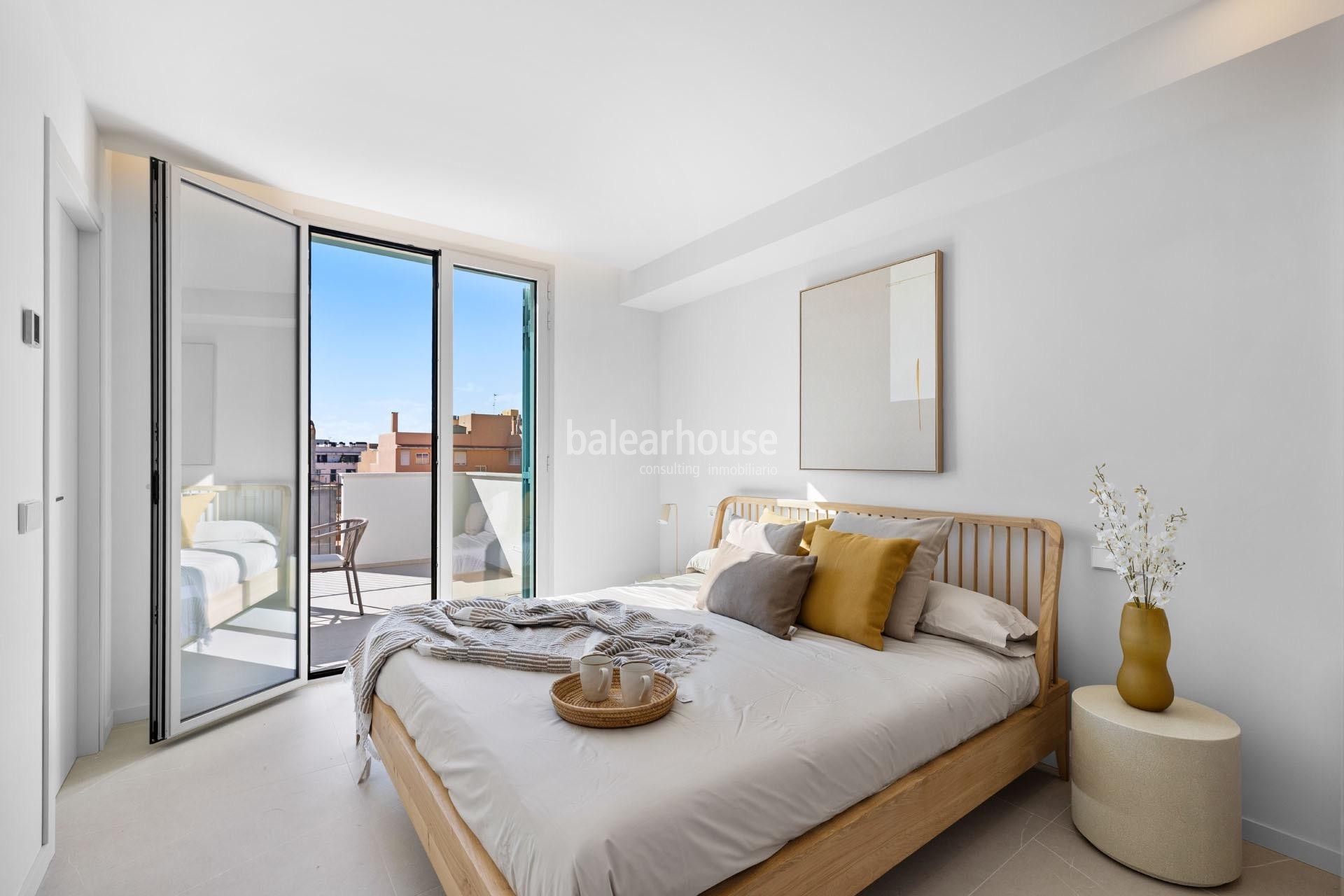 Moderno ático dúplex con gran terraza junto al Portixol muy cerca de la playa