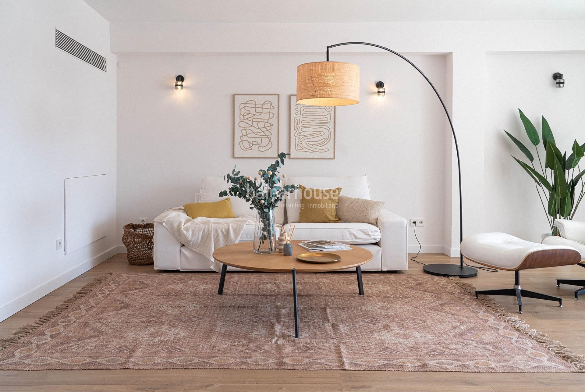 Elegant apartment with terrace, pool, and views of Palma Sport & Tennis Club in Santa Catalina