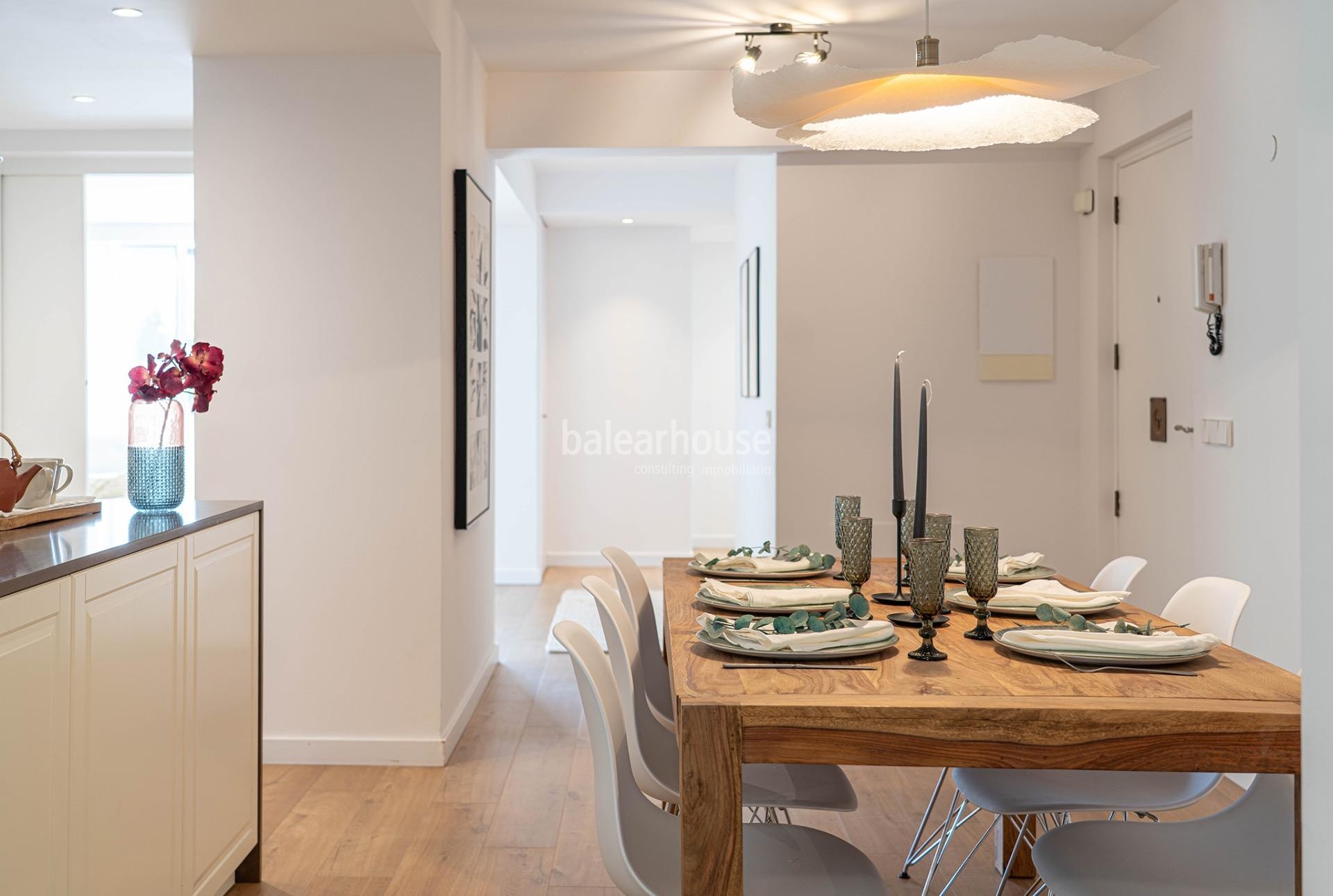 Elegant apartment with terrace, pool, and views of Palma Sport & Tennis Club in Santa Catalina