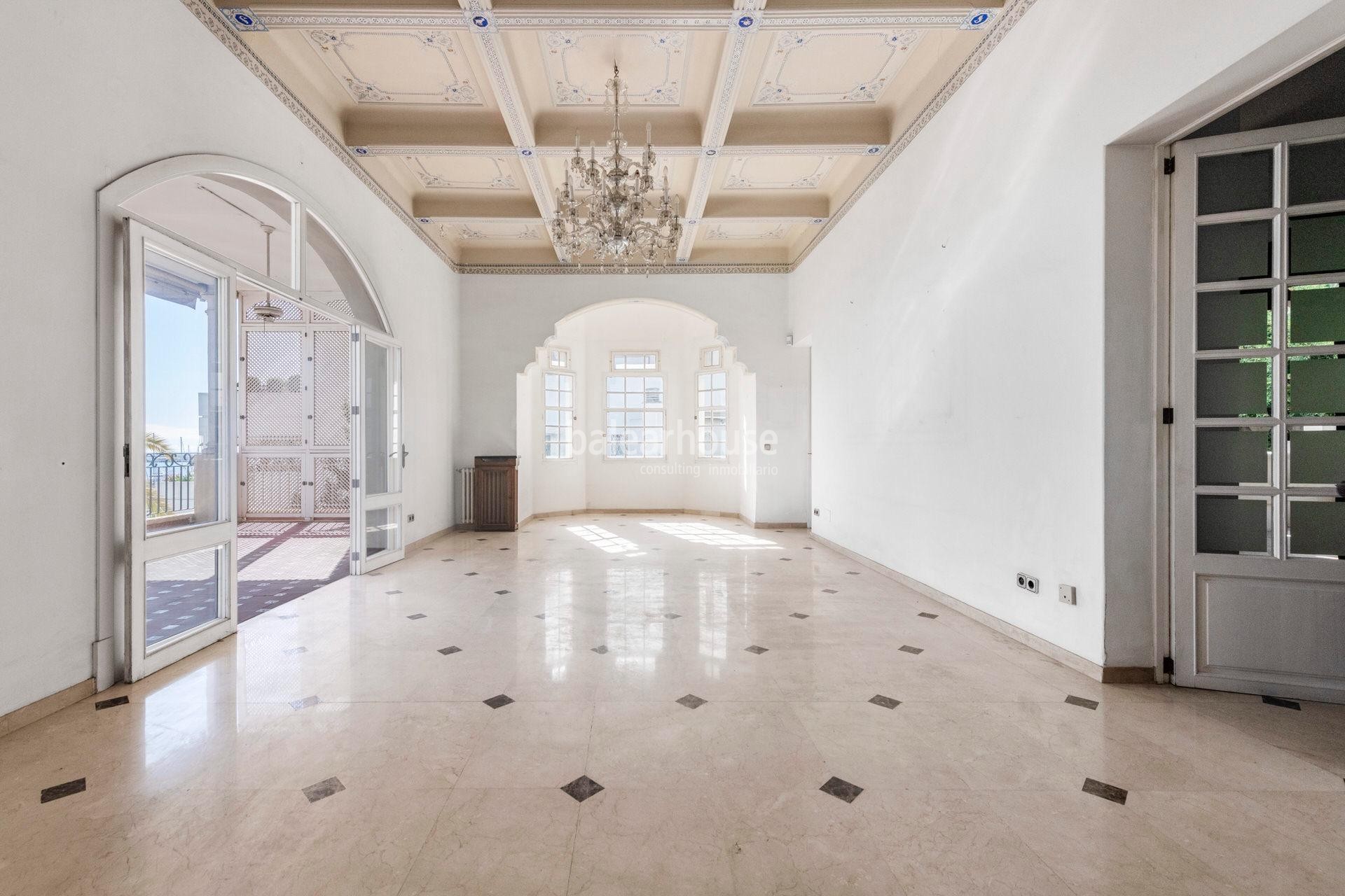 Exclusiva villa señorial con vistas inigualables al mar y a todo el Paseo Marítimo de Palma