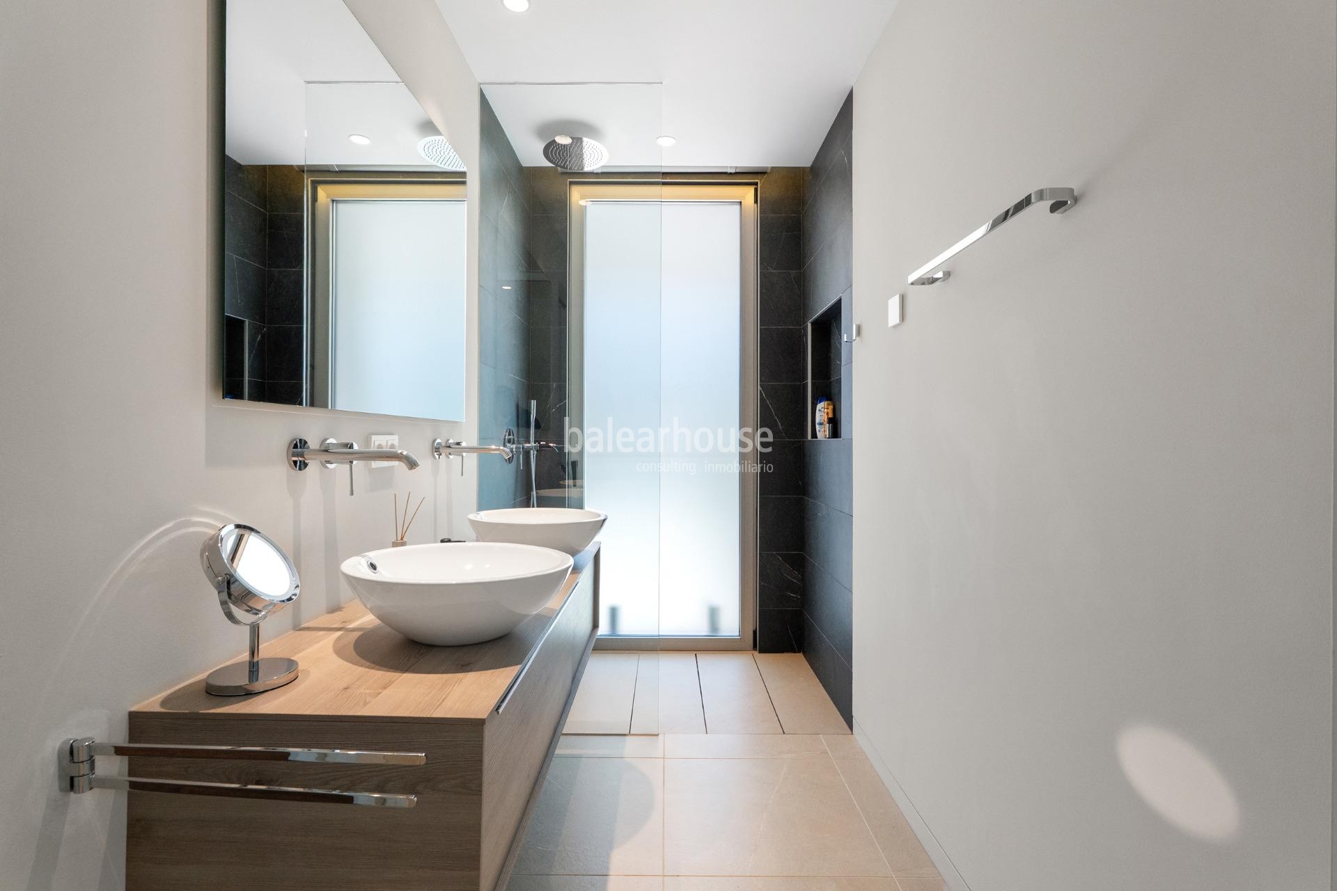 Exclusiva villa de diseño contemporáneo con grandes espacios abiertos en Santa Ponsa