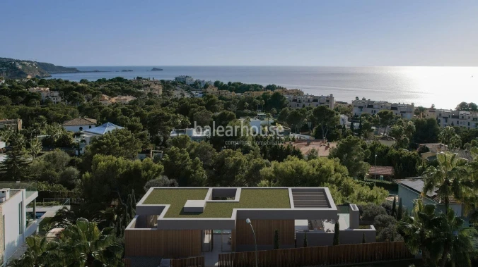 Grundstück mit Baugenehmigung für den Bau einer Luxusvilla mit Meerblick in Nova Santa Ponsa