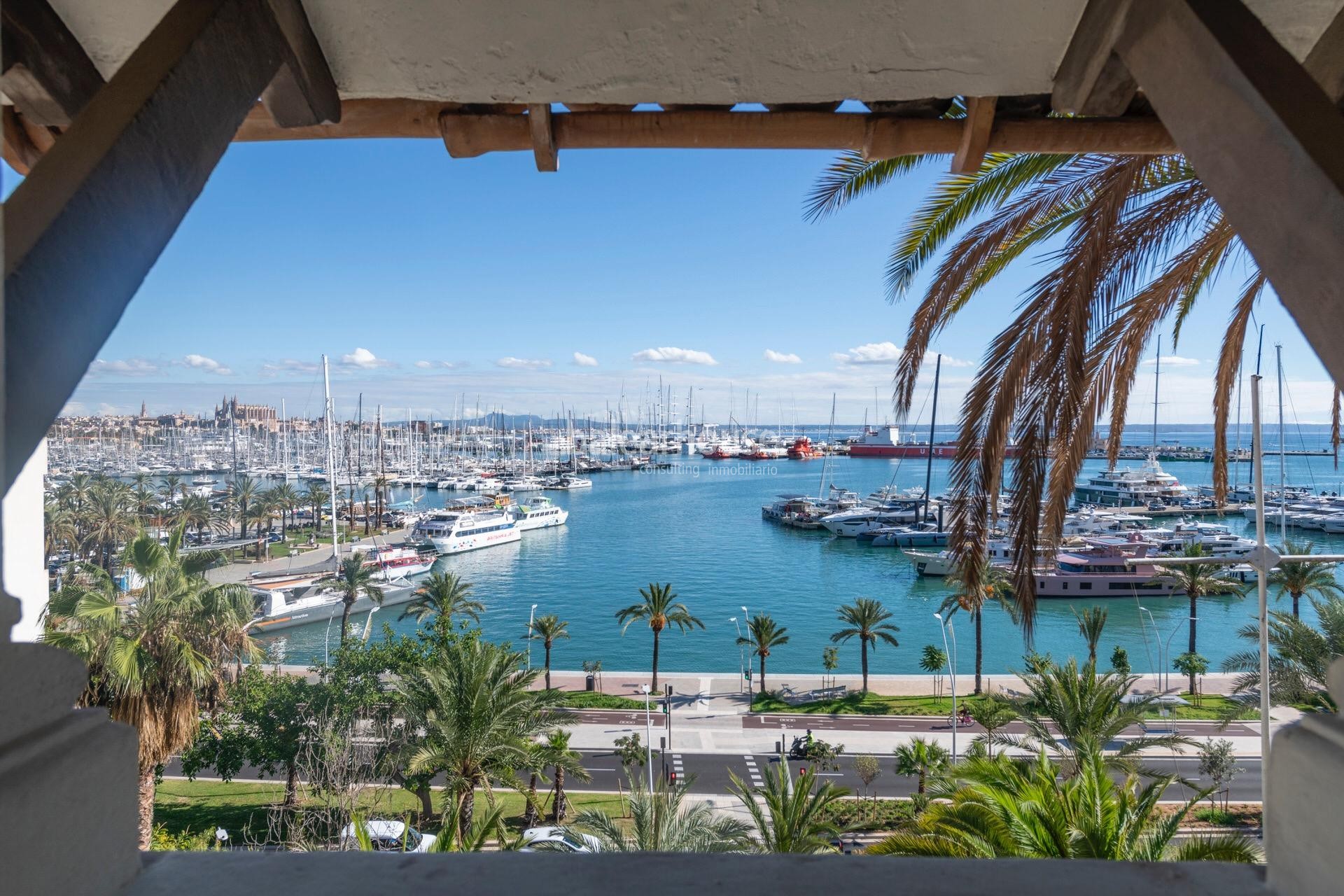 Exclusive Manor Villa with Unrivalled Sea Views and Panoramic Views of Palma’s Seafront
