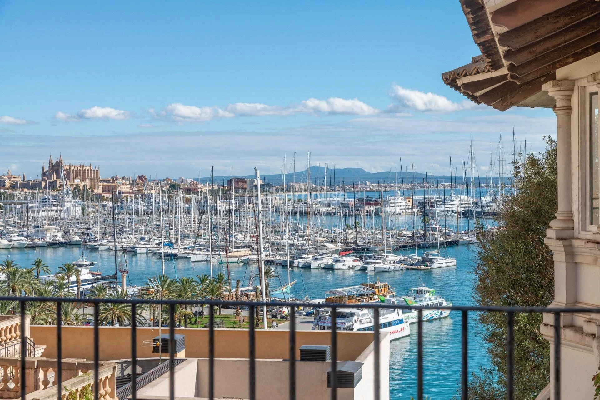 Exklusive Herrenhaus-Villa mit unvergleichlichem Meerblick und Panoramablick auf Palmas Uferpromenade