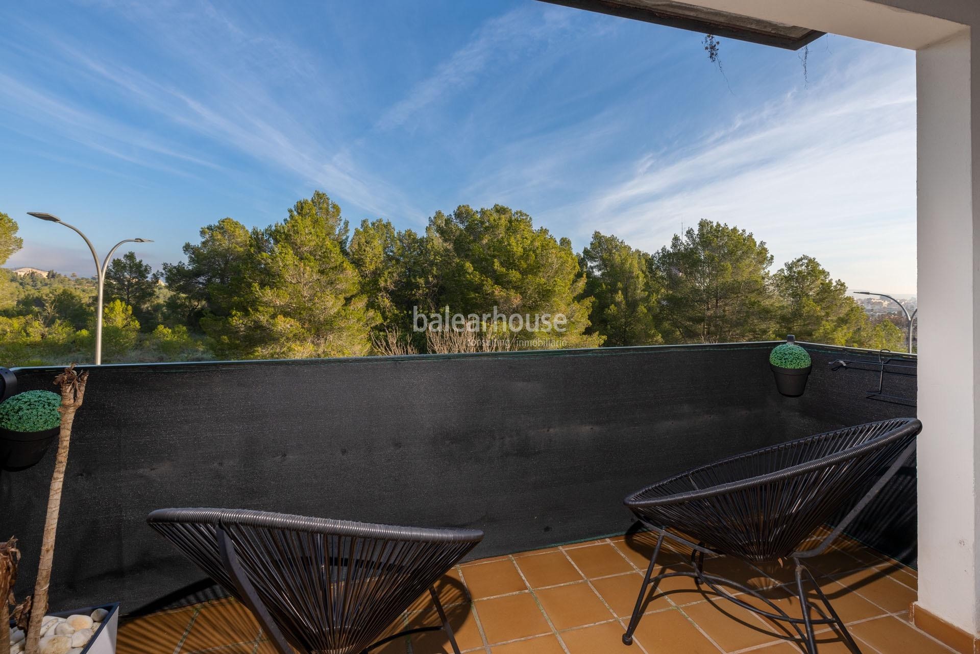 Moderno y luminoso piso dentro del verde entorno de sa Teulera en Palma