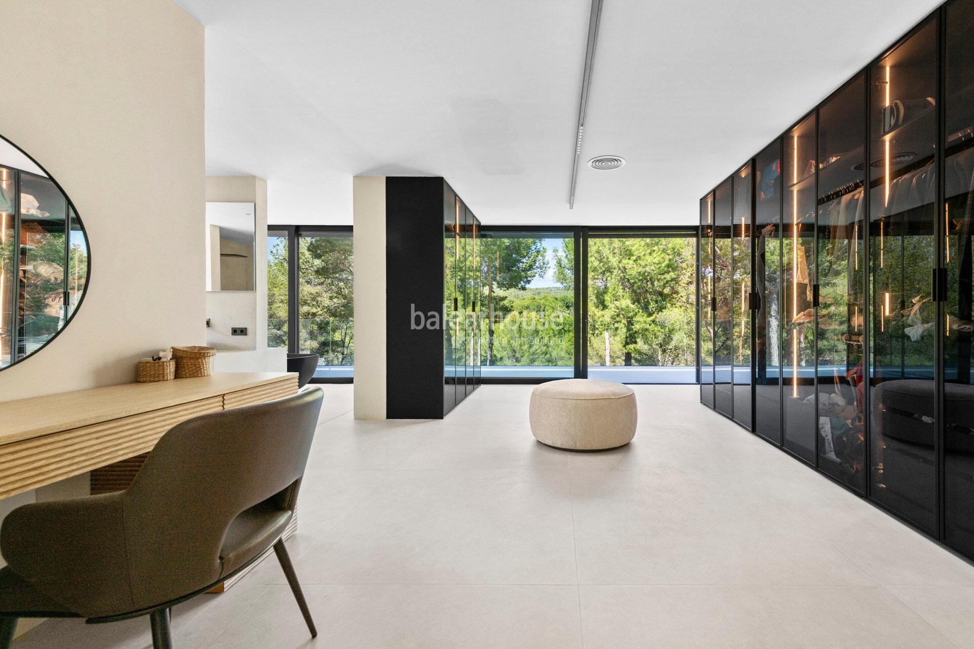 Large modern villa in Costa de la Calma, surrounded by nature, close to beaches and with magnificent outdoor spaces