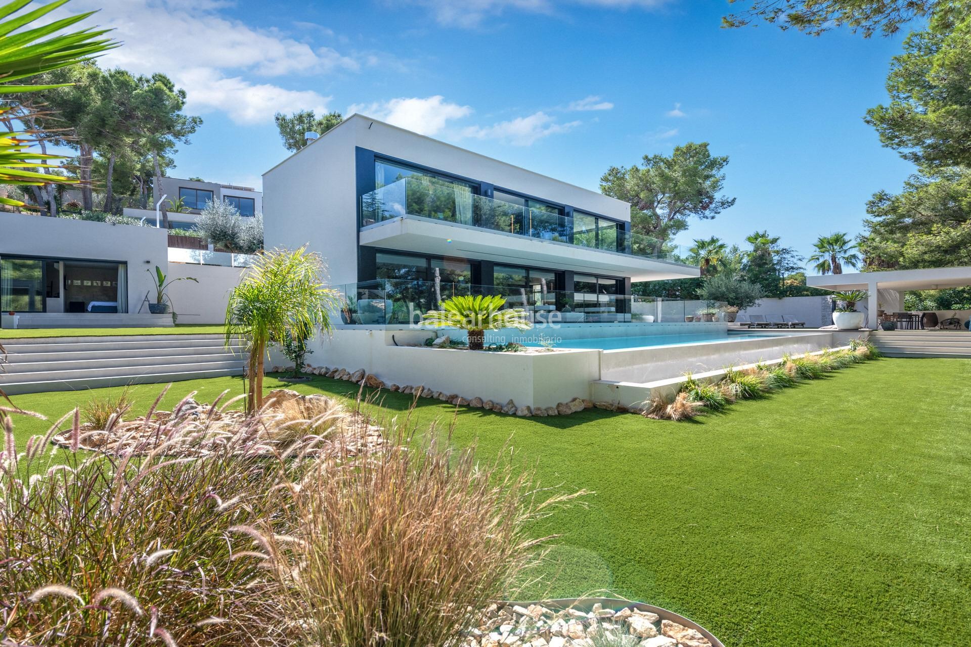 Große moderne Villa in Costa de la Calma, umgeben von Natur, nahe den Stränden und mit großzügigen Außenbereichen