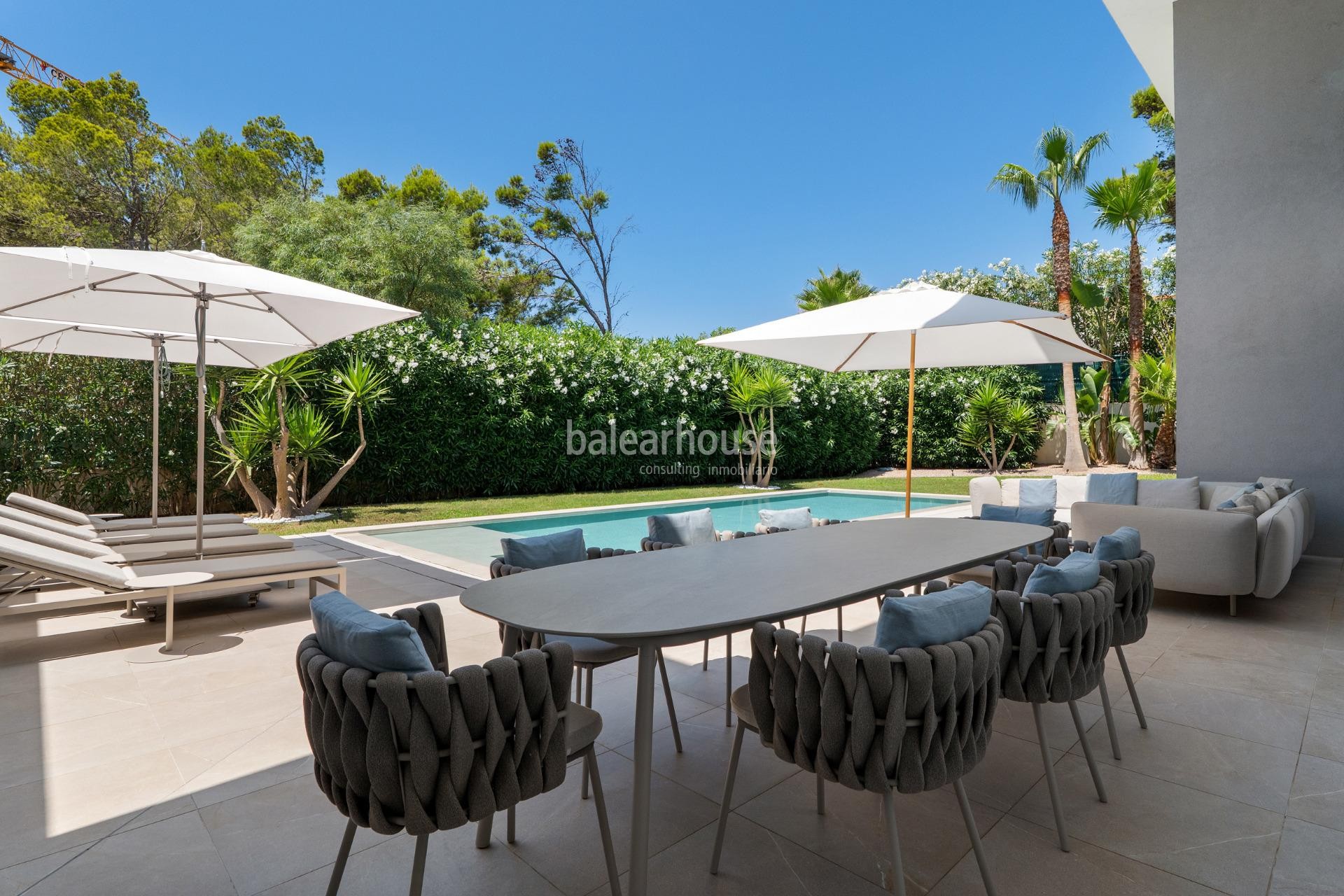 Exclusiva villa de diseño contemporáneo con grandes espacios abiertos, piscina  y amplias terrazas en Santa Ponsa