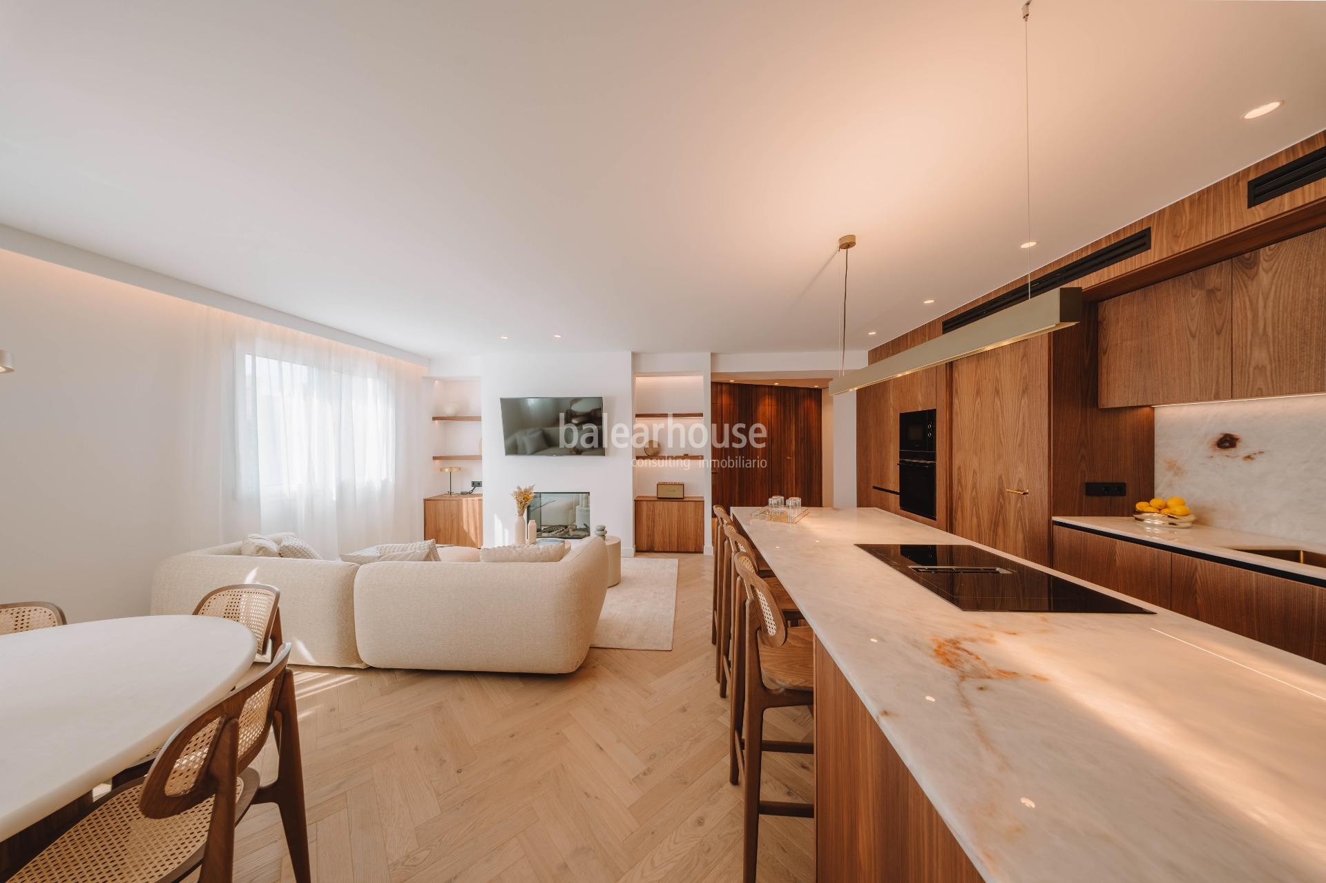 Un refugio urbano de elegancia en este piso situado en el corazón de Palma