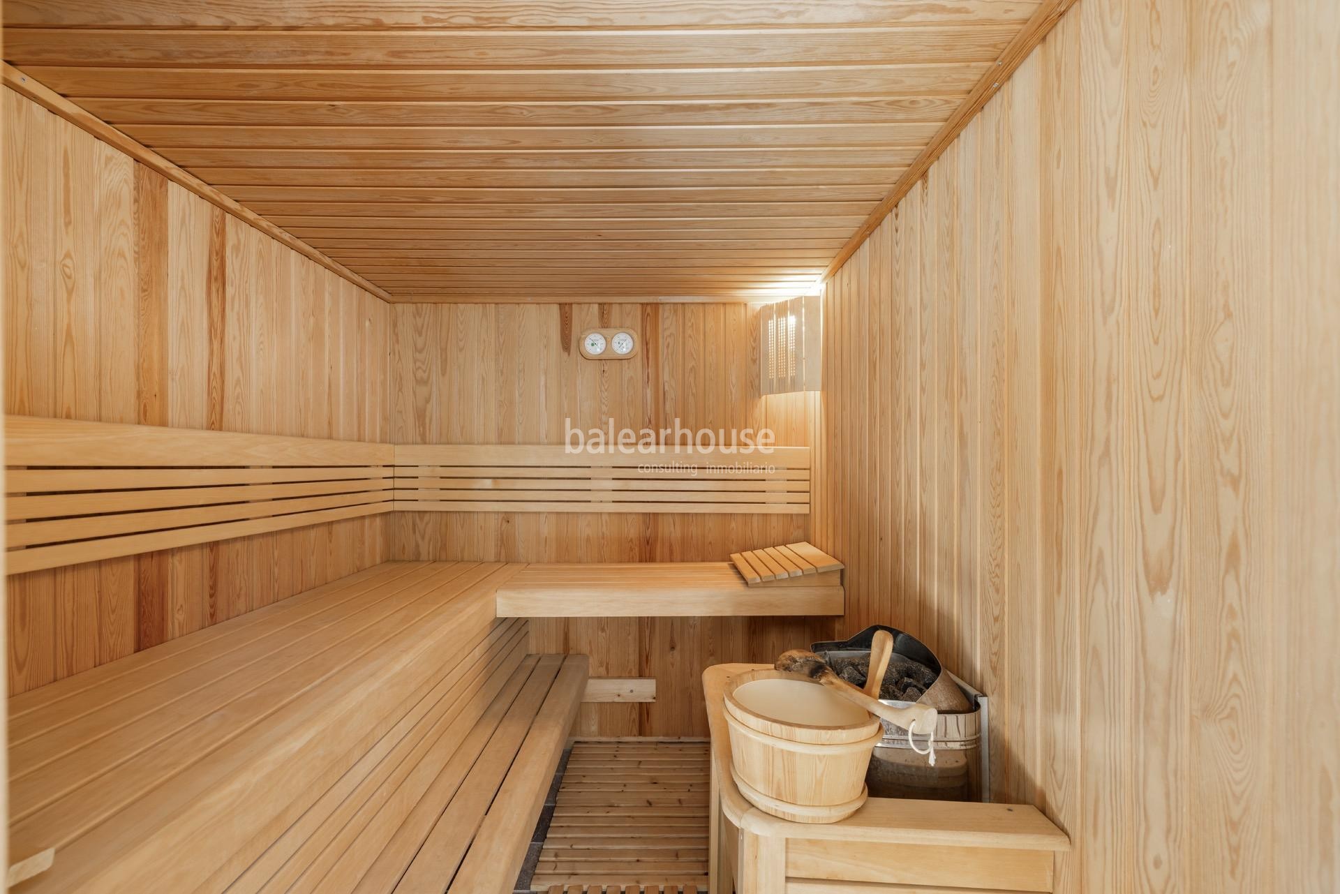 Elegante Villa mit gepflegten Außenanlagen und hoher Privatsphäre in exklusiver Lage von Santa Ponsa