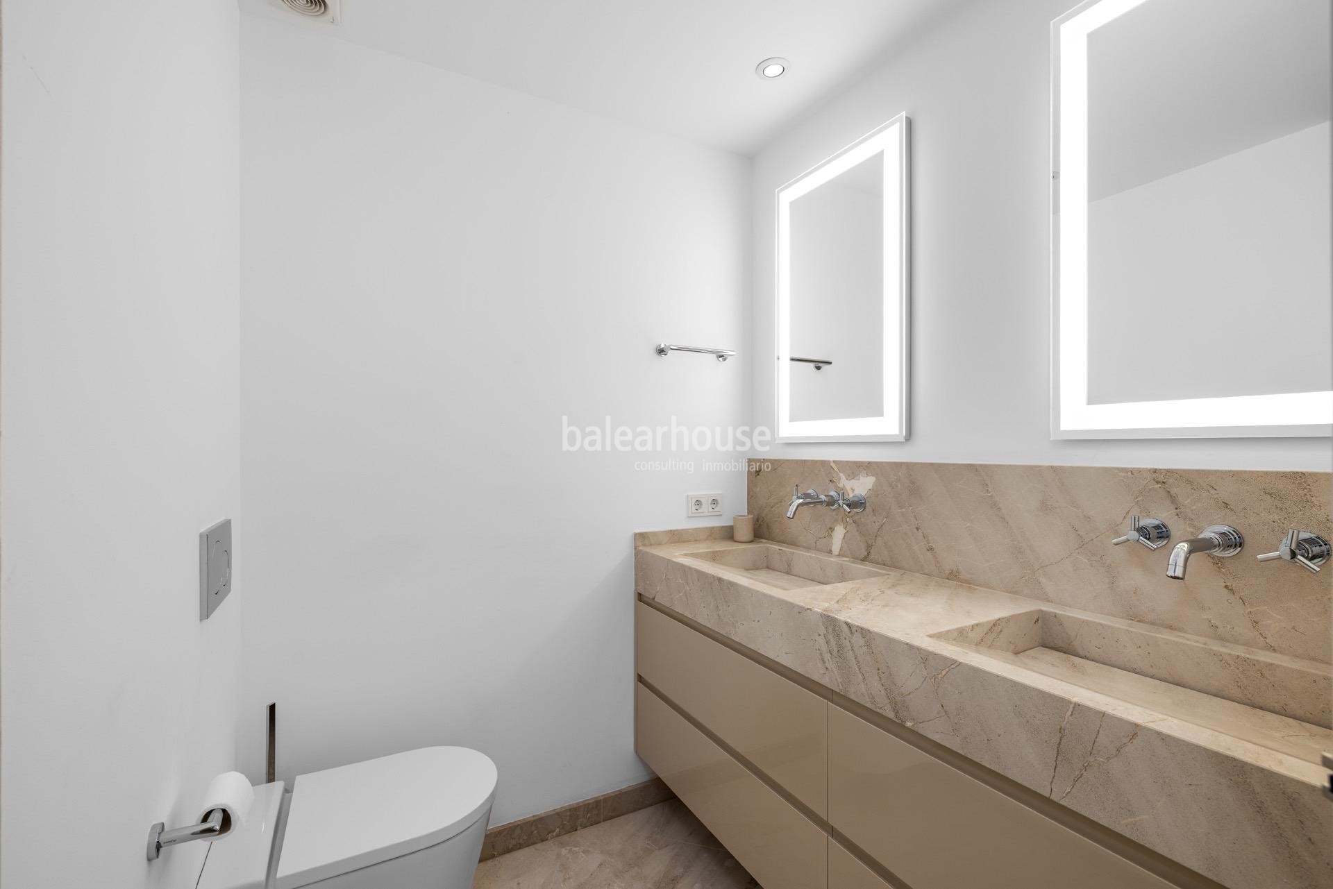 Magnífico piso en primera línea de mar de Portixol con impresionantes vistas a toda la bahía de Palma