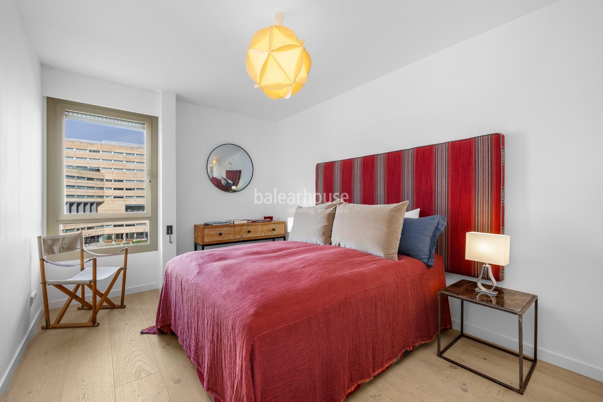 Magnífico piso en primera línea de mar de Portixol con impresionantes vistas a toda la bahía de Palma